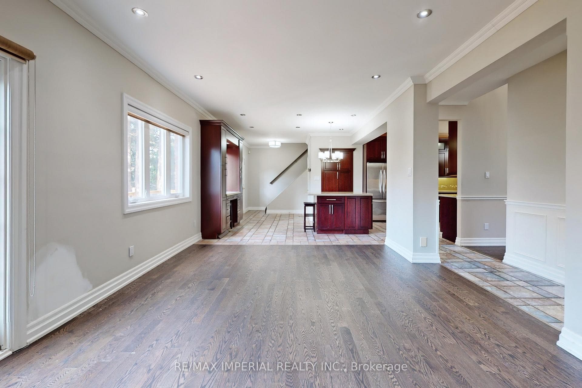 2 Blue Grass Drive photo 9