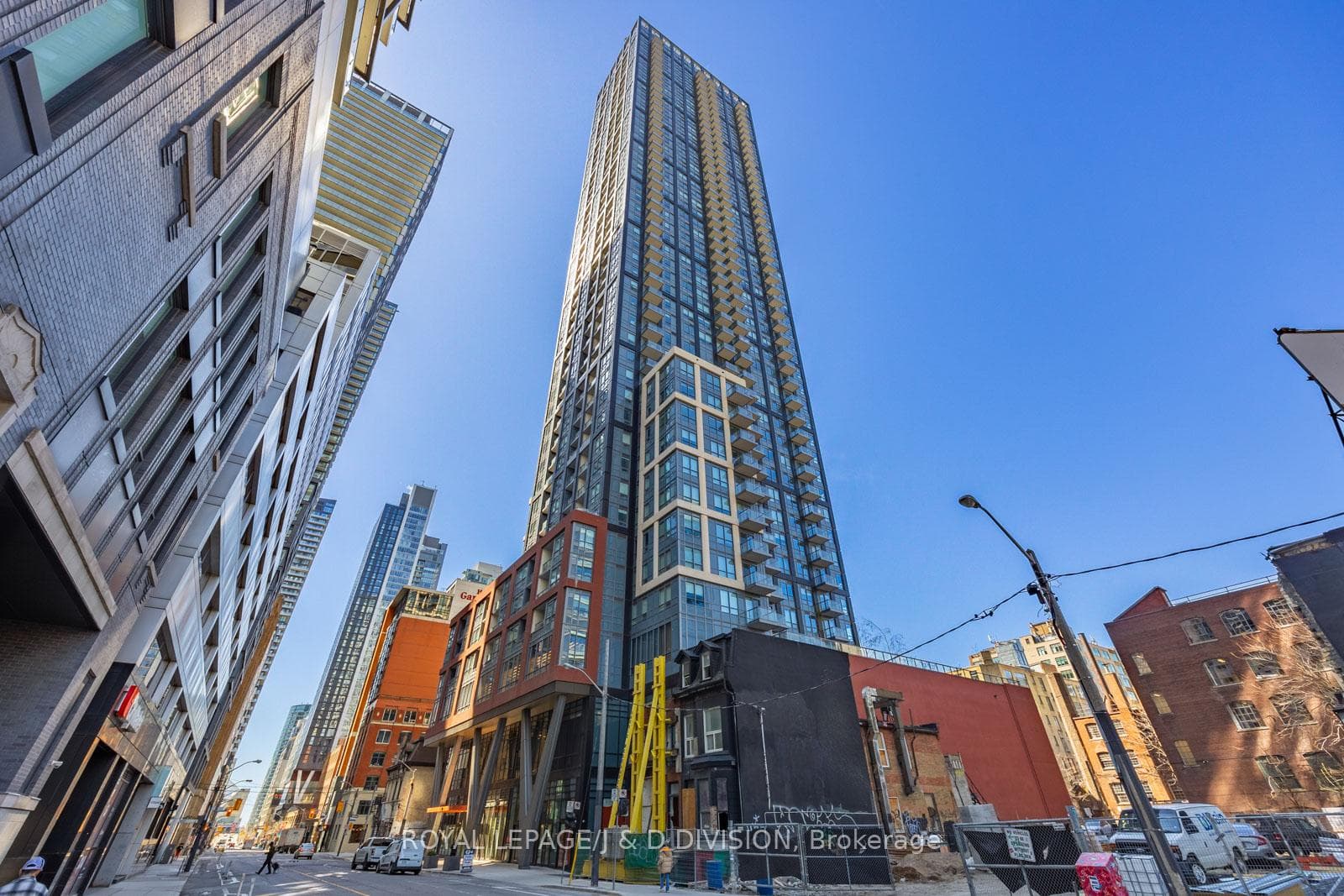 108 Peter Street