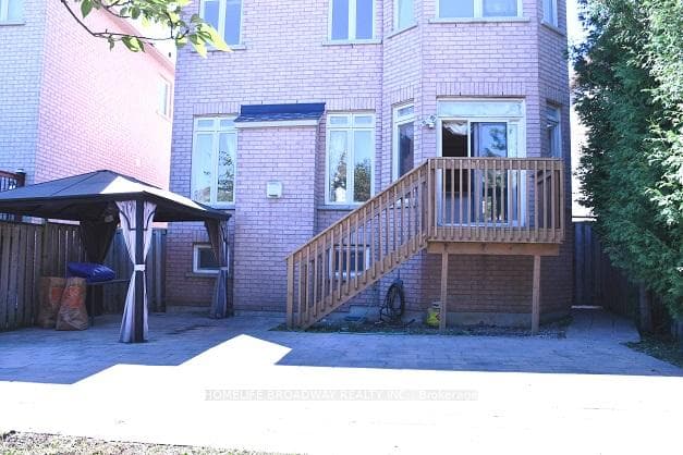 358 Autumn Hill Boulevard photo 30