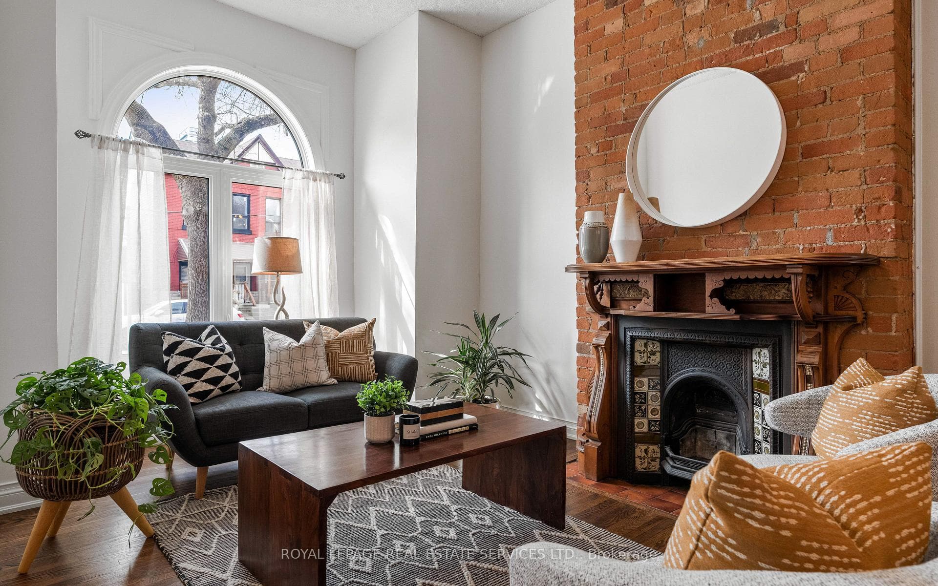 163 Broadview Avenue photo 30