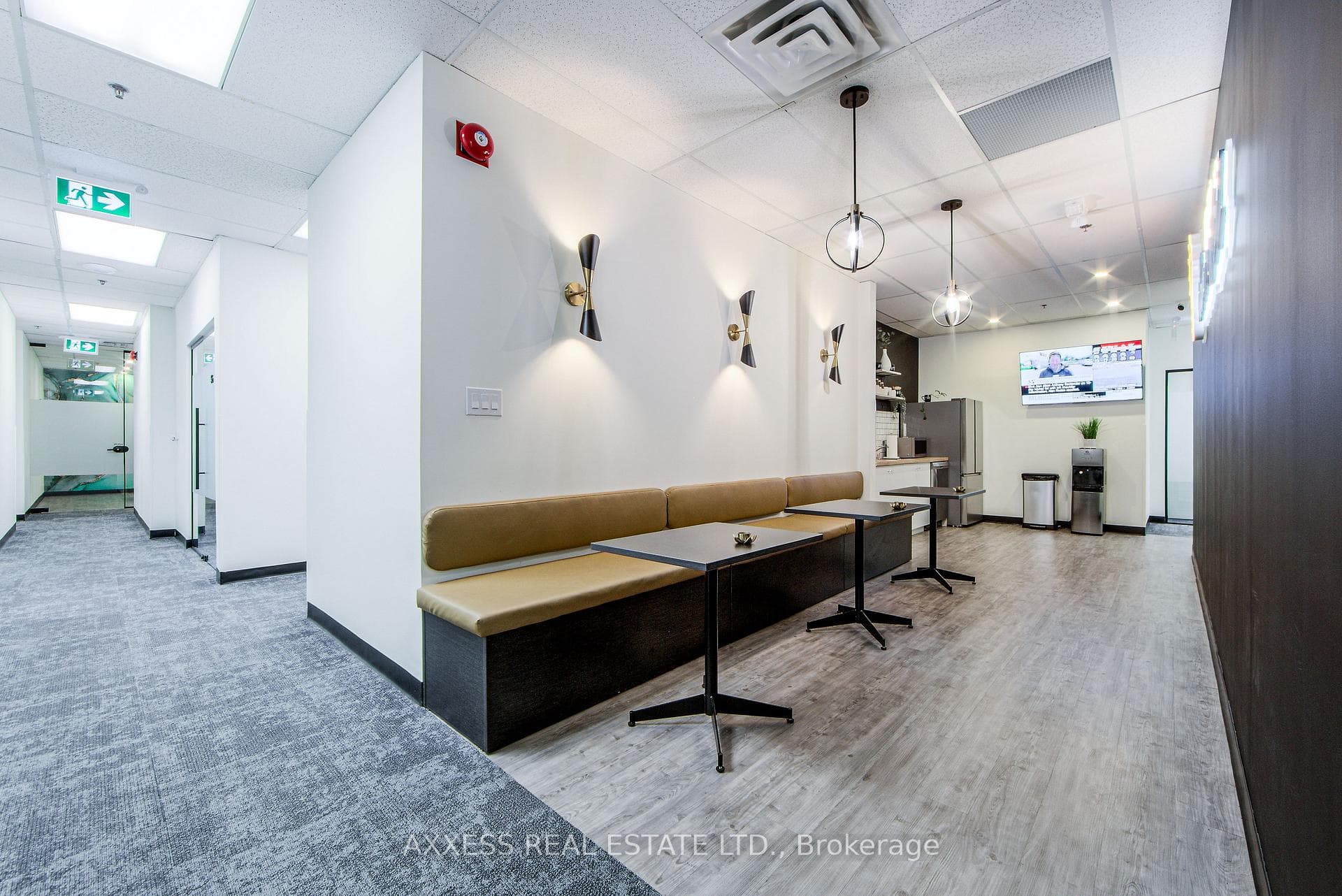 30 Eglinton Avenue Unit 400 photo 31