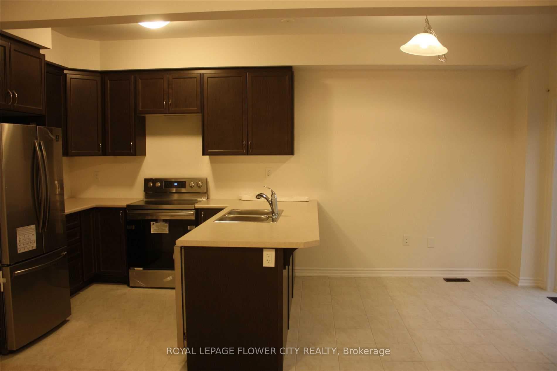 103 Flagg Avenue photo 6