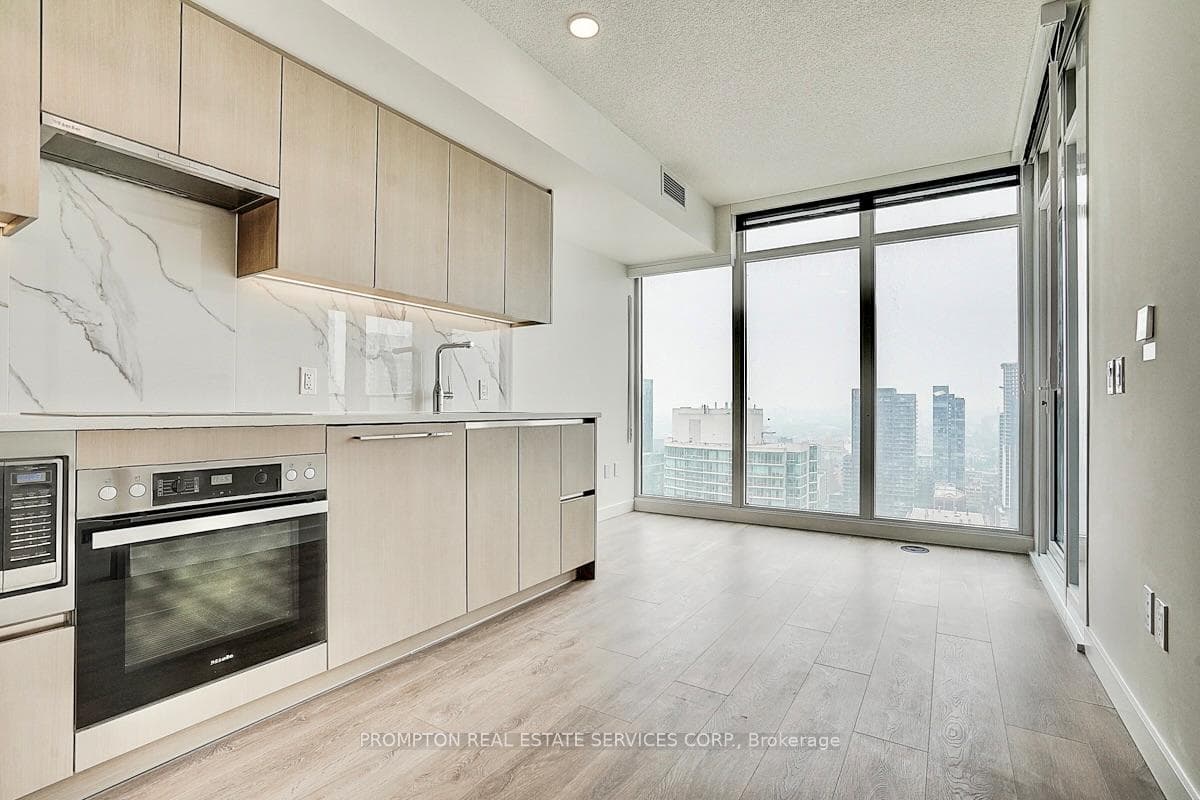 1 Concord Cityplace Way Unit 4102 photo 20