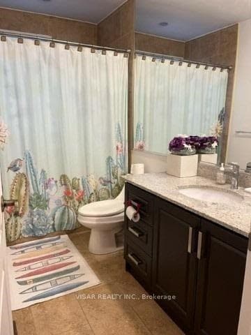 Upper Level Bathroom