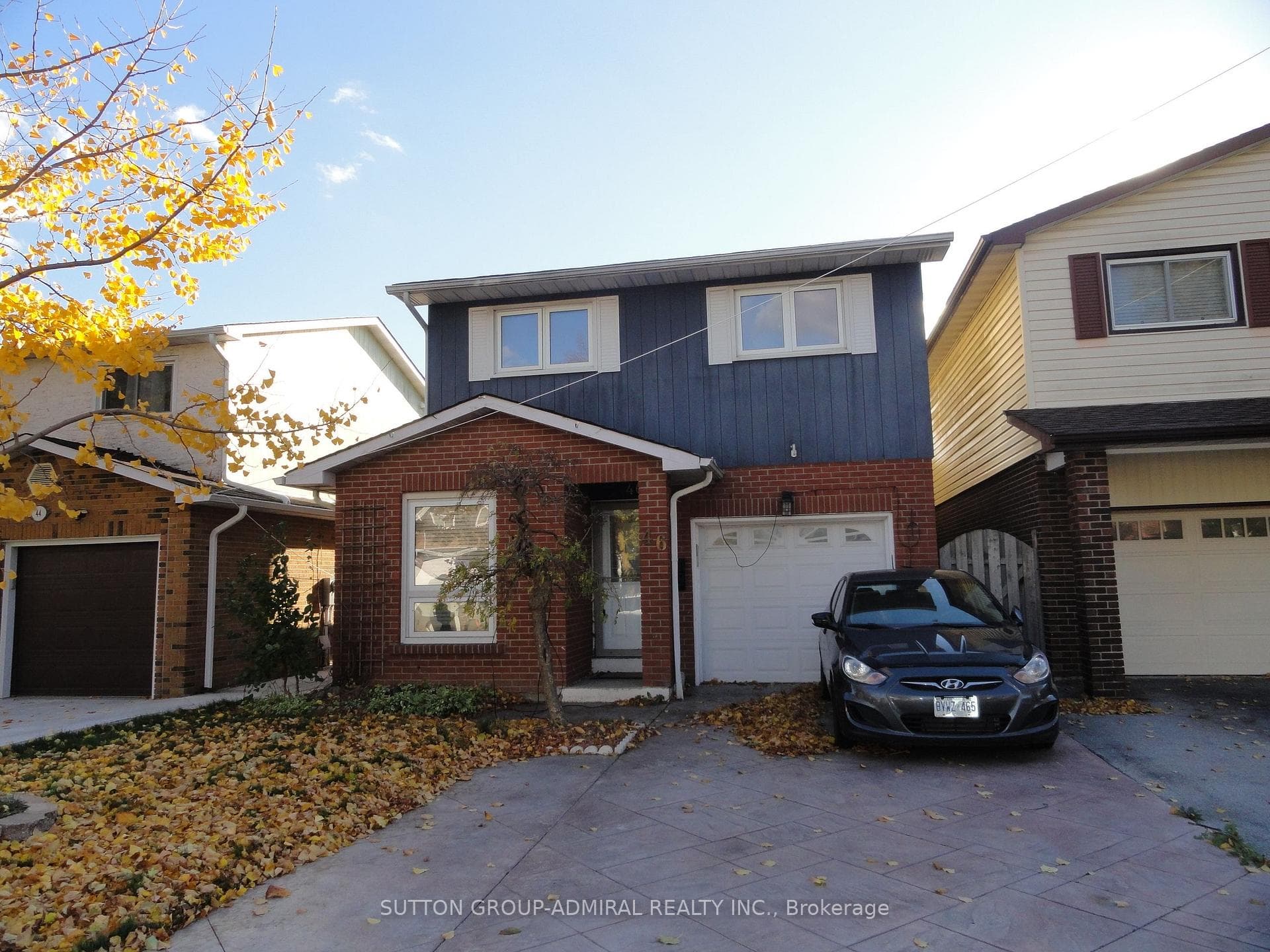 46 Lady Stewart Boulevard photo 1