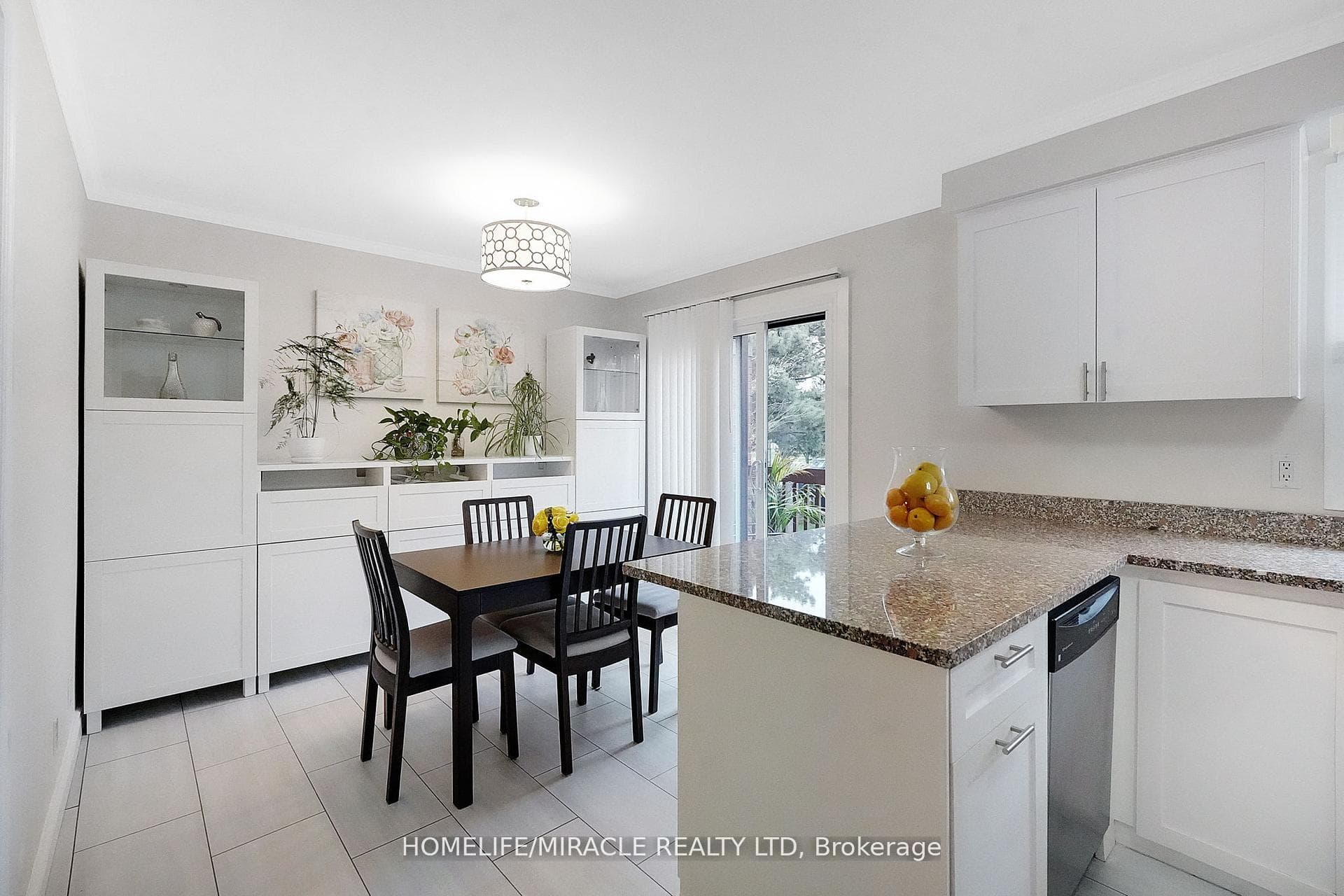 4165 Fieldgate Drive Unit 32 photo 18