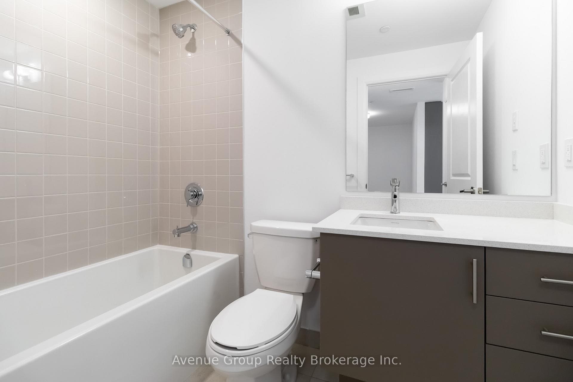 3240 William Coltson Avenue Unit 1301 photo 15
