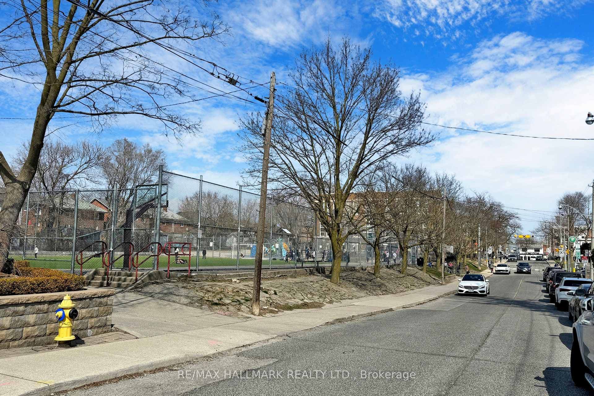 47 Bedford Park Avenue photo 26