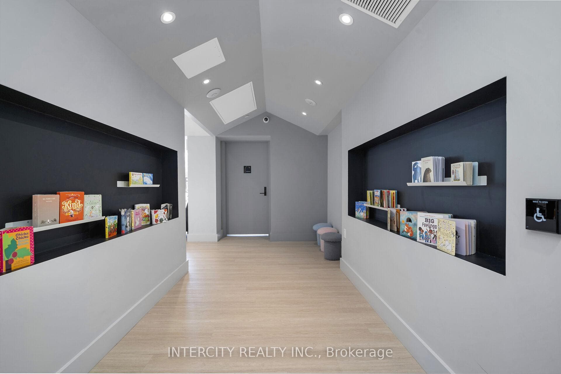 2075 King Road Unit 230 photo 34