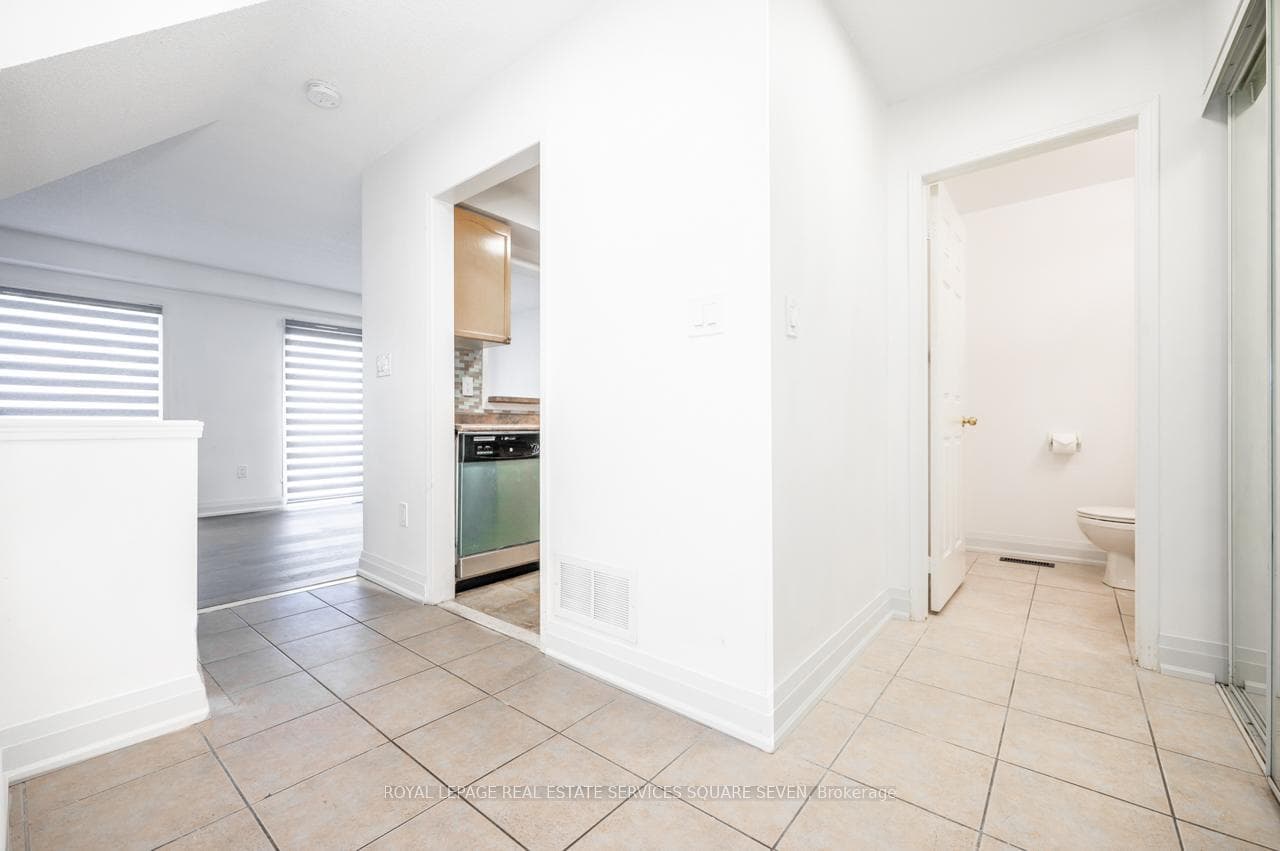 3339 Spirea Terrace photo 12