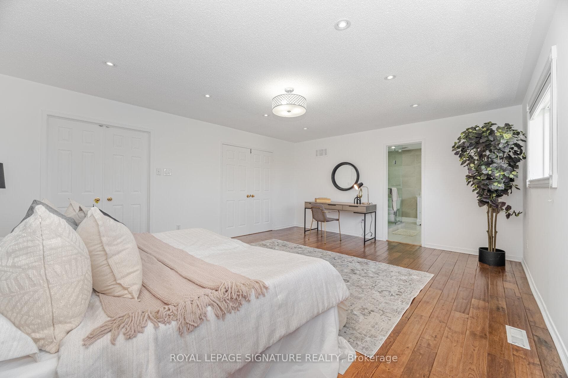 5217 Fallingbrook Drive photo 31