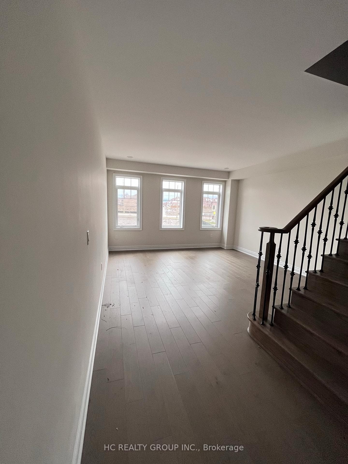 24 Cafaro Lane photo 6