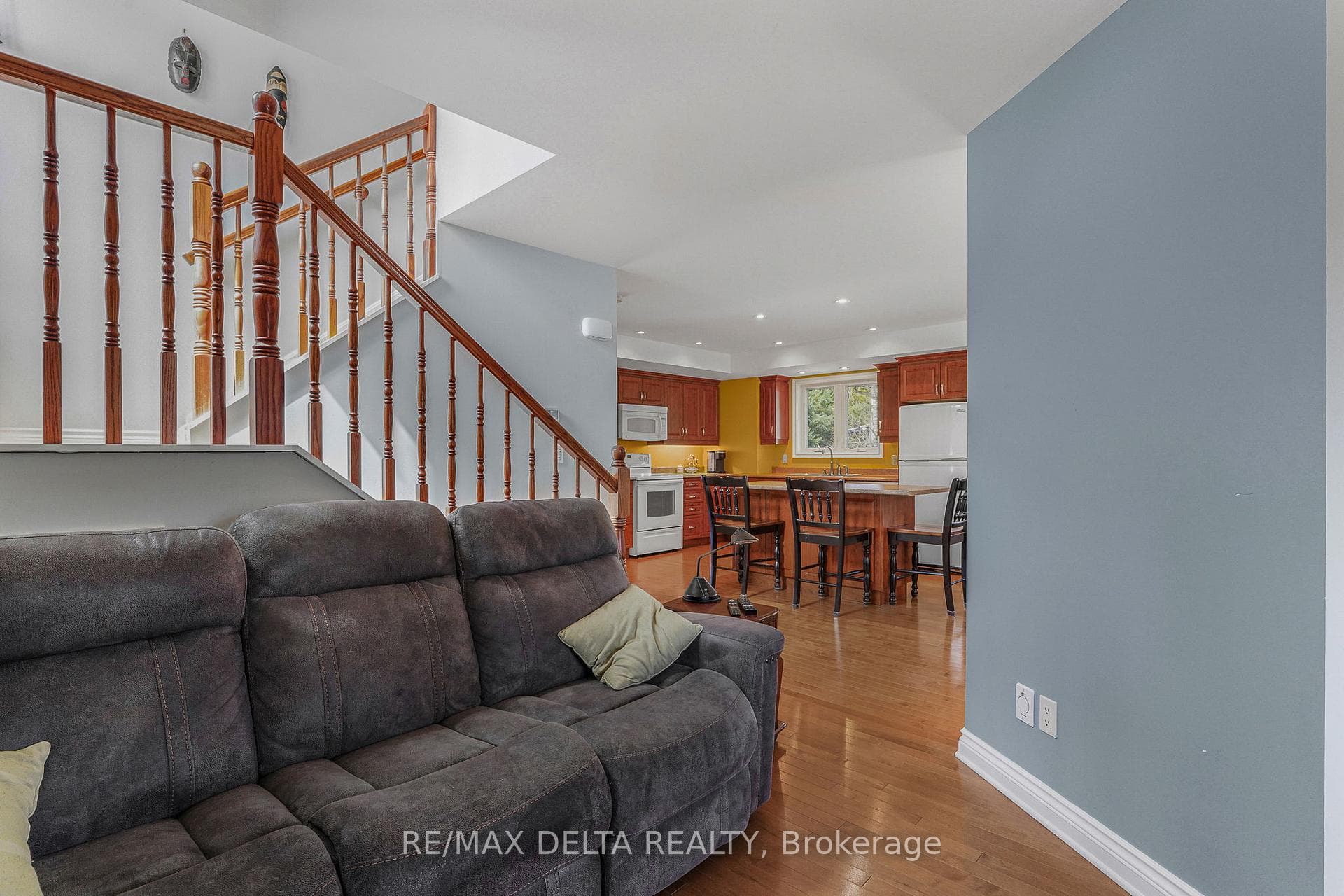 2567 Cleroux Crescent photo 8
