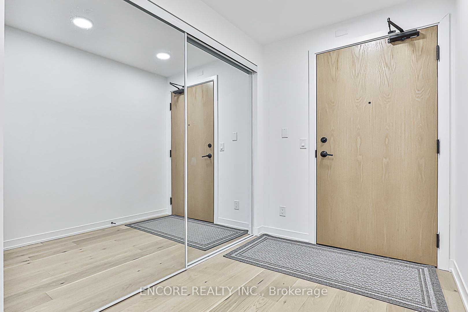 7950 Bathurst Street Unit B0502 photo 4