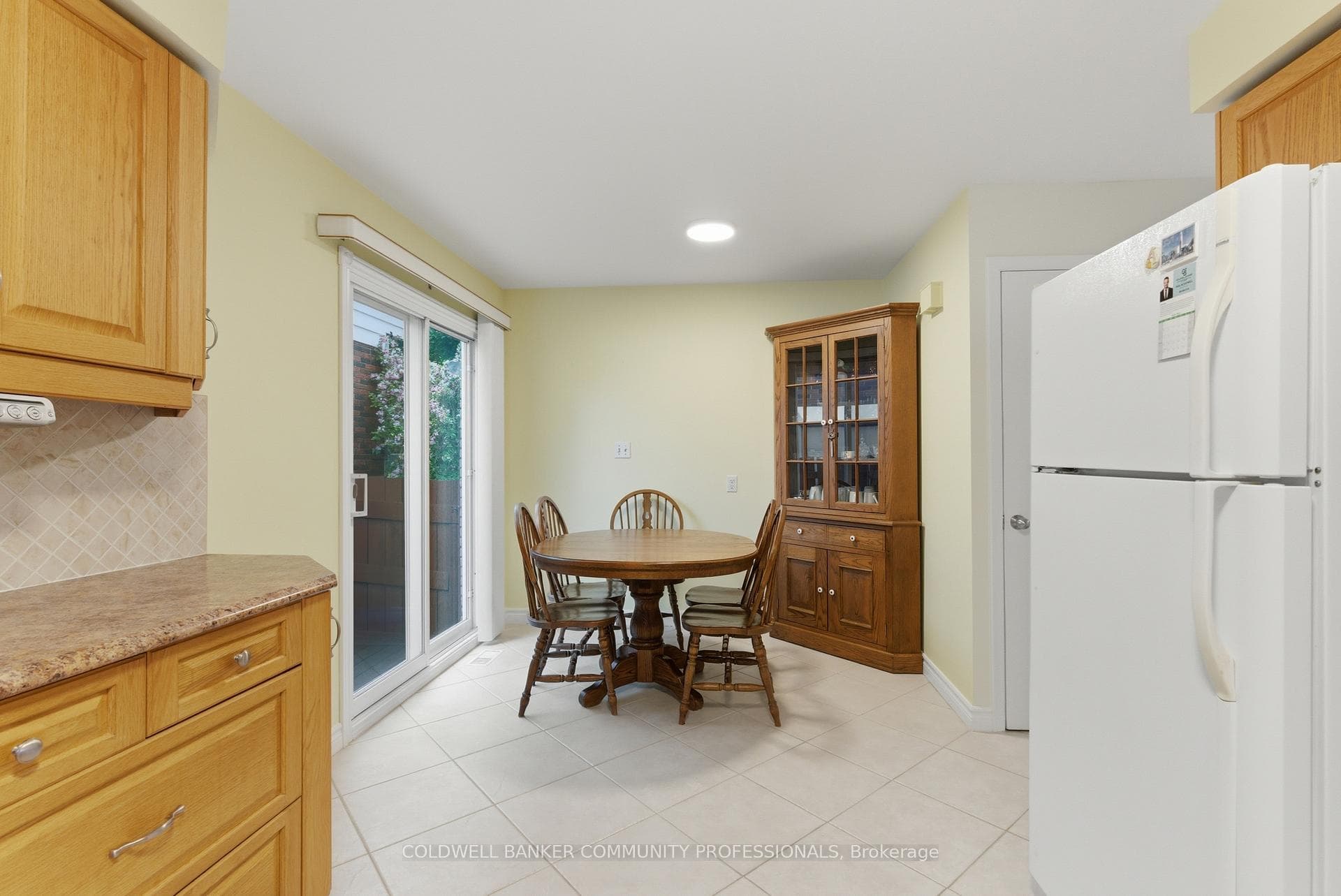 Eat in kitchen