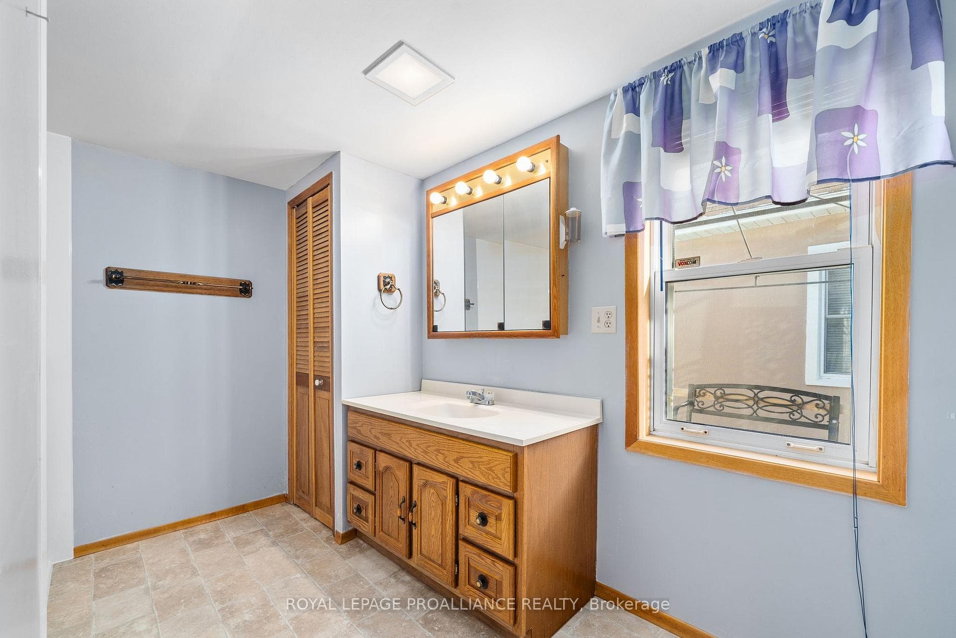 32 Crown Street photo 26