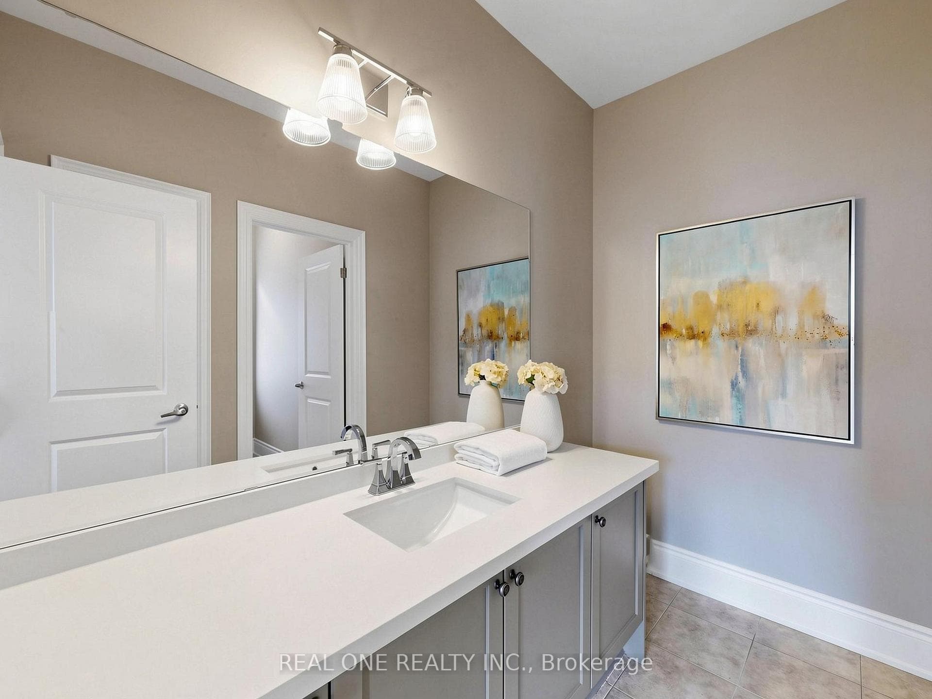 111 Headwind Boulevard photo 26