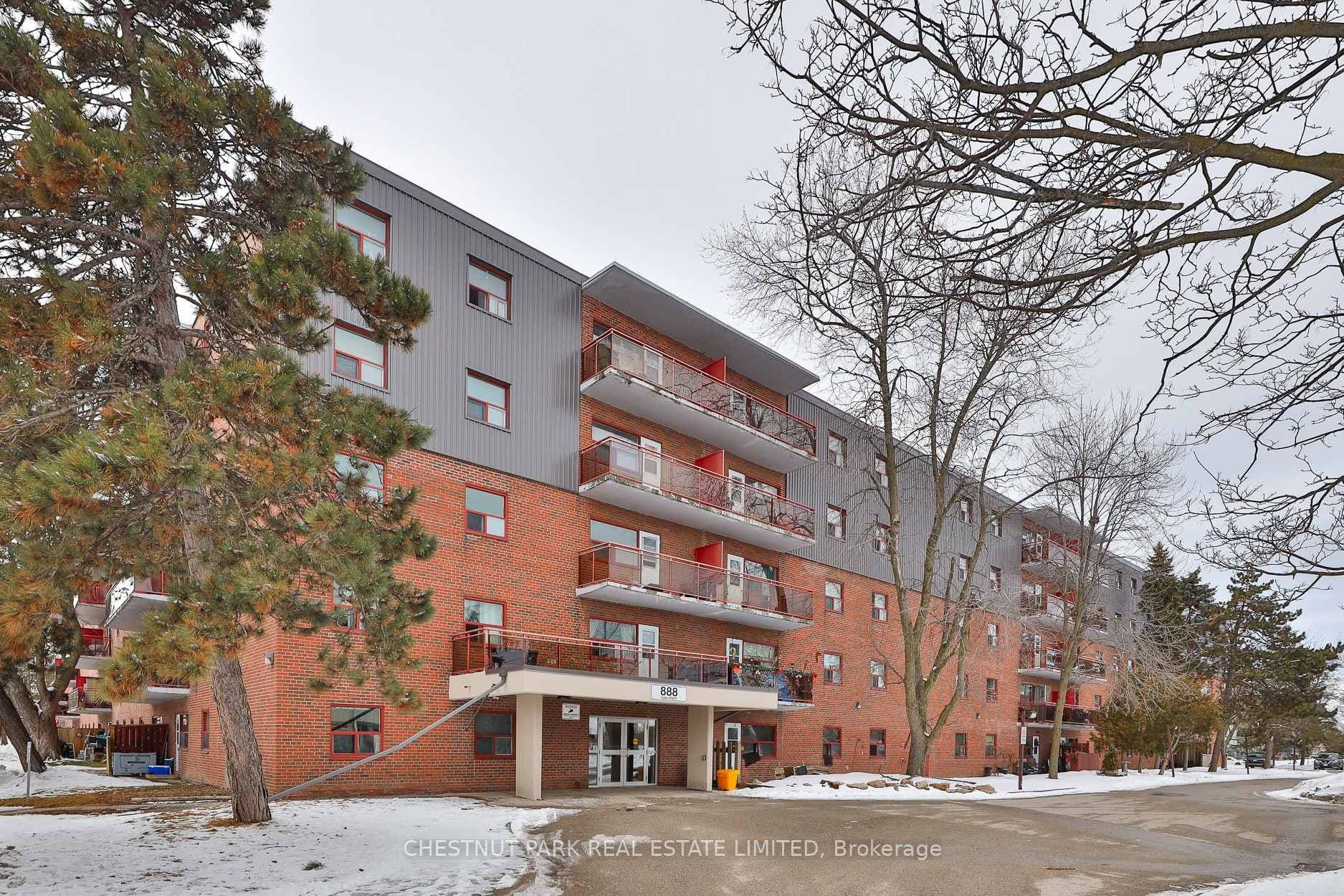 888 Glen Street Unit 319 photo 42