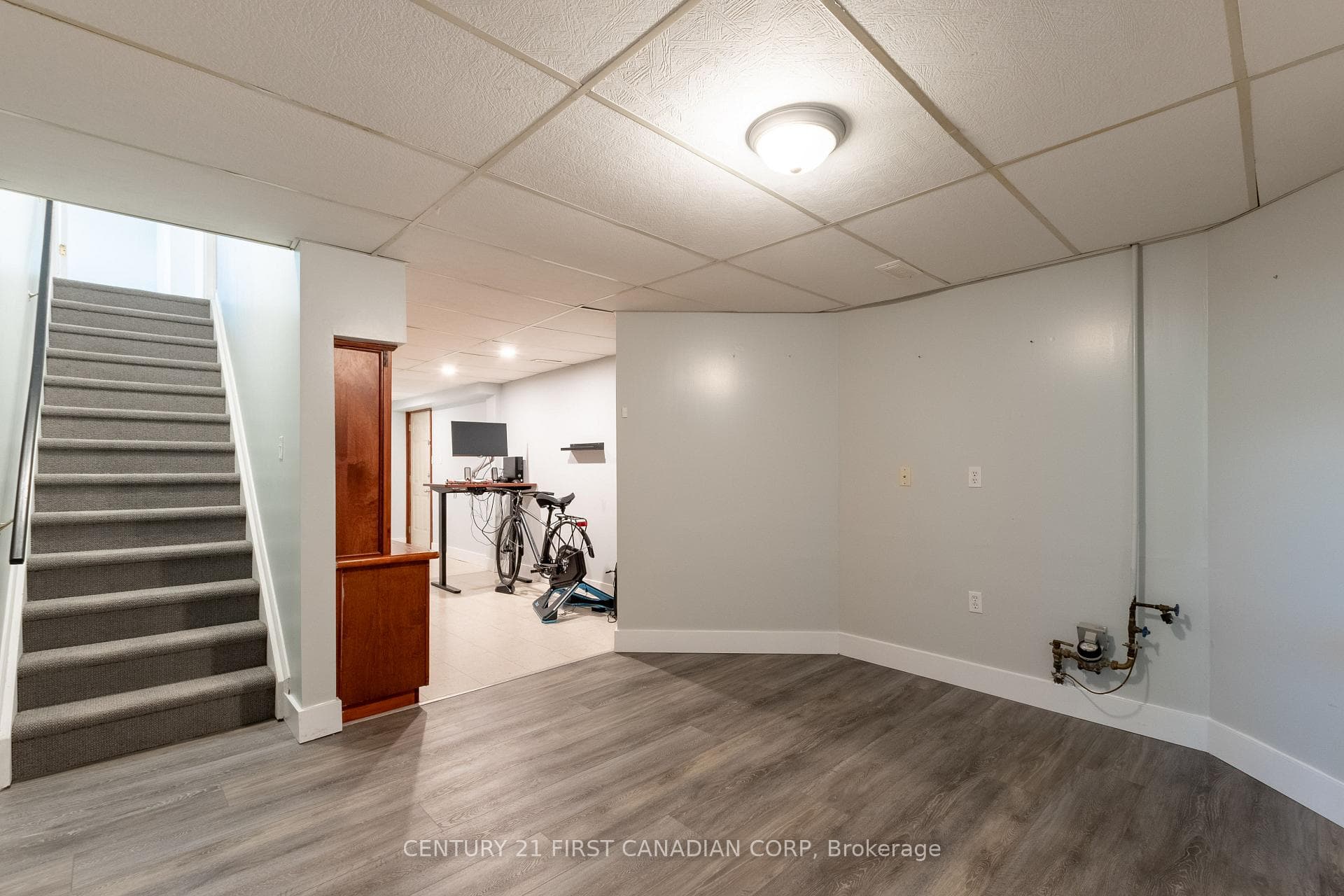 90 Milan Place photo 22