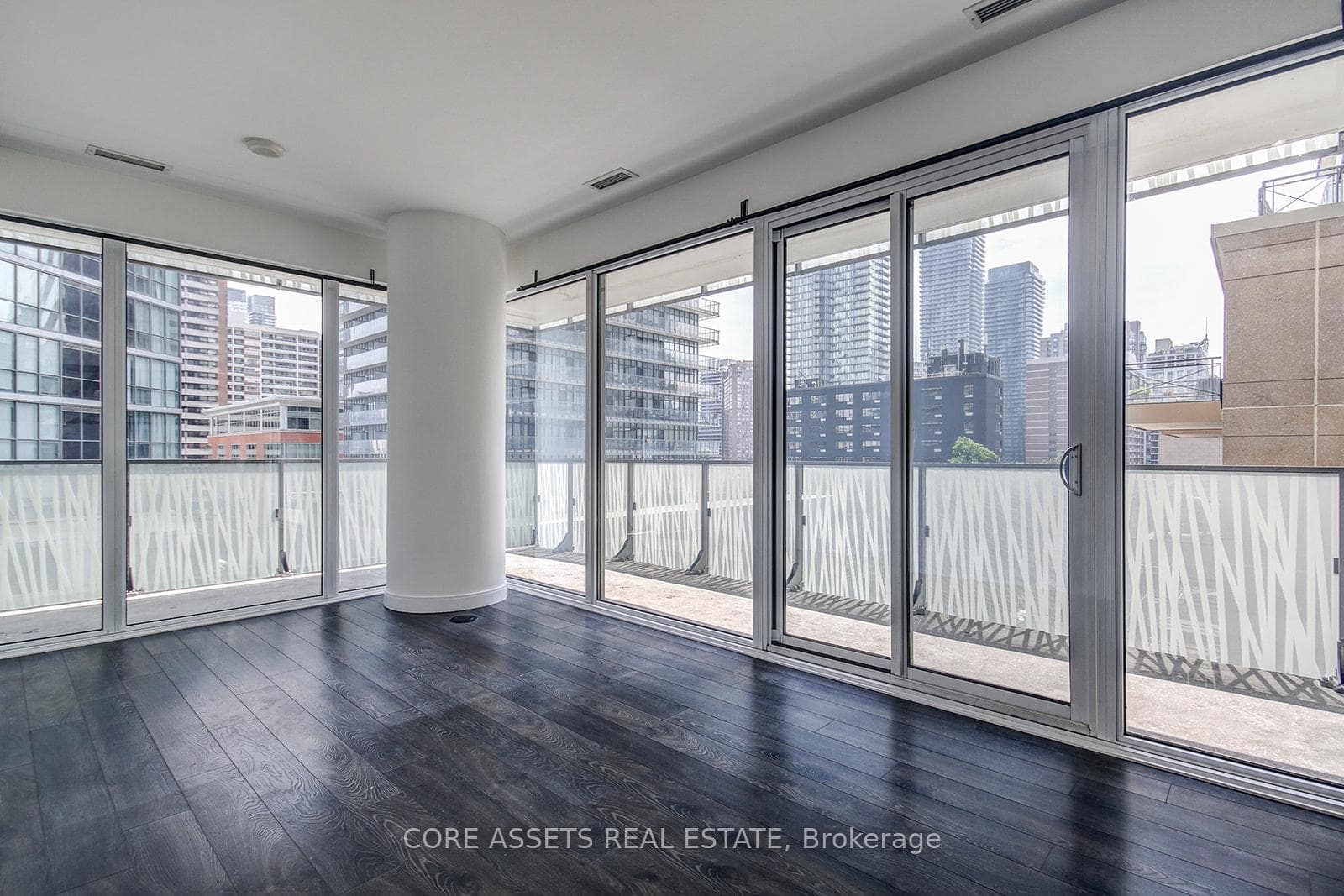 42 Charles Street Unit 604 photo 12