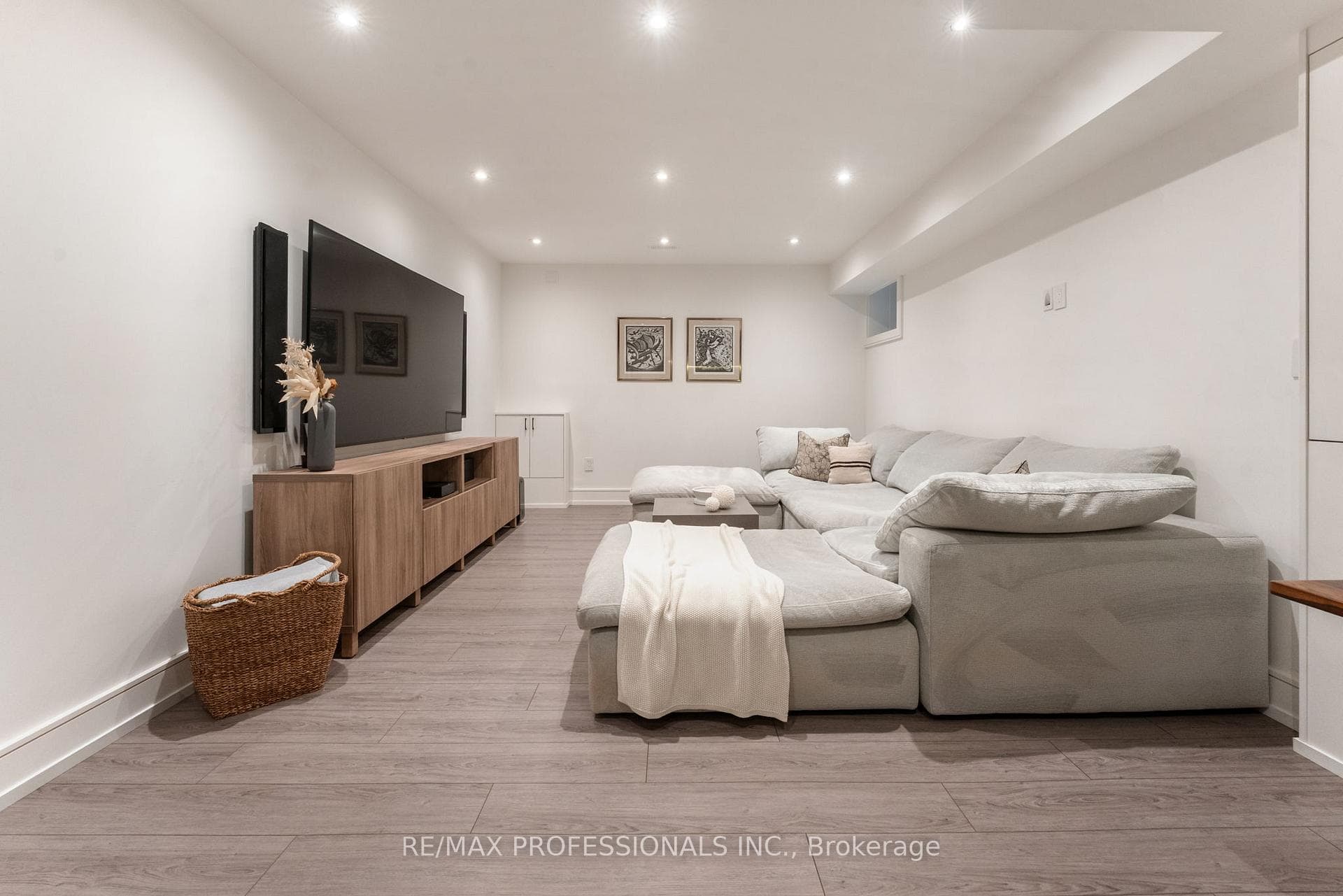 12 Mayfield Avenue photo 35