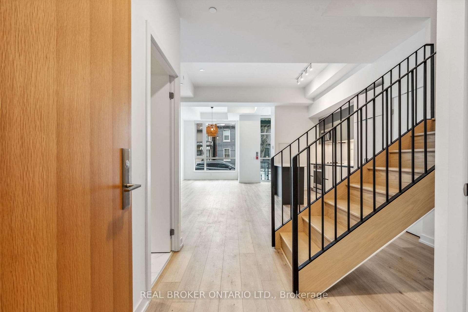 150 Logan Avenue Unit TH131 photo 6