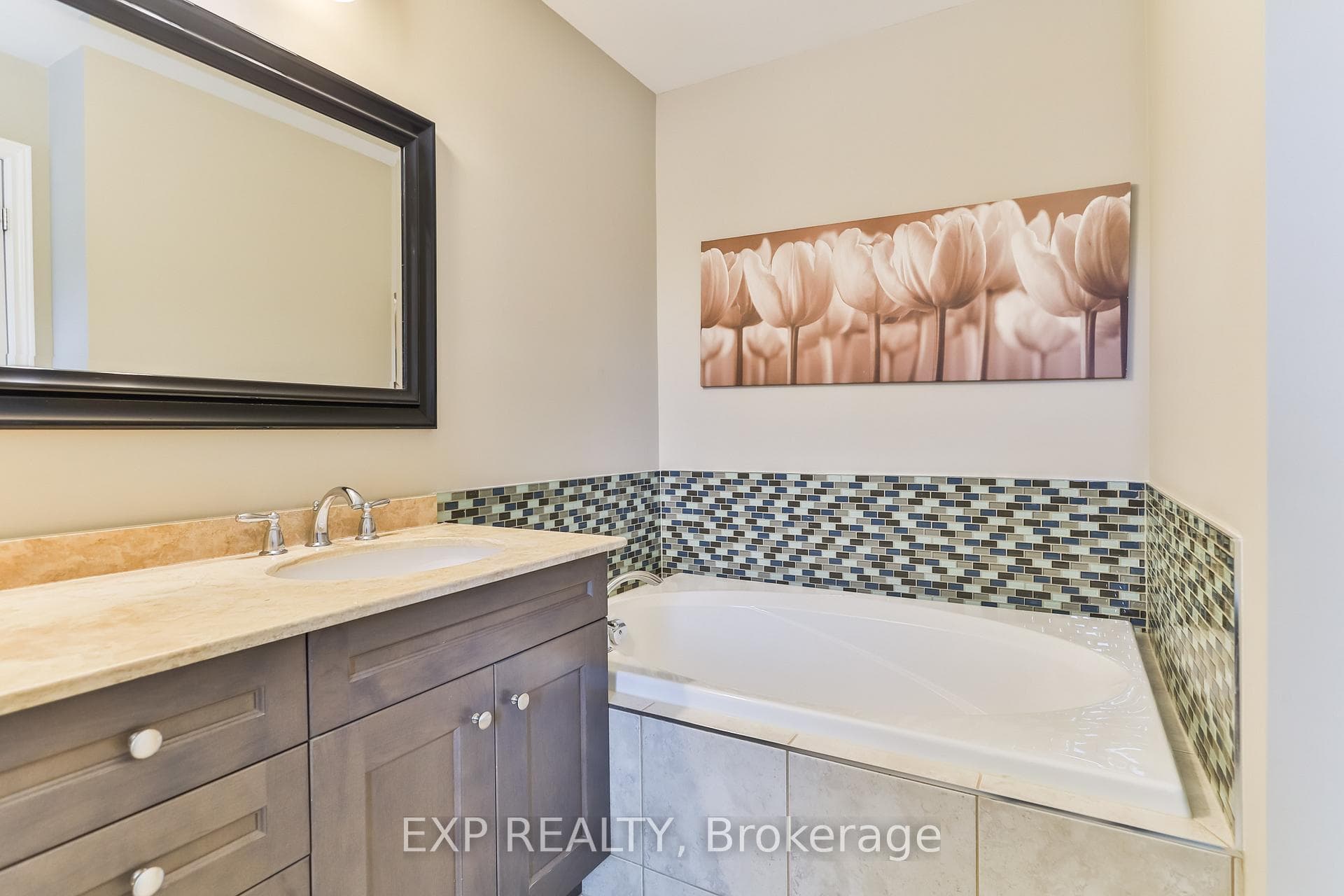 2256 Greening Lane photo 19