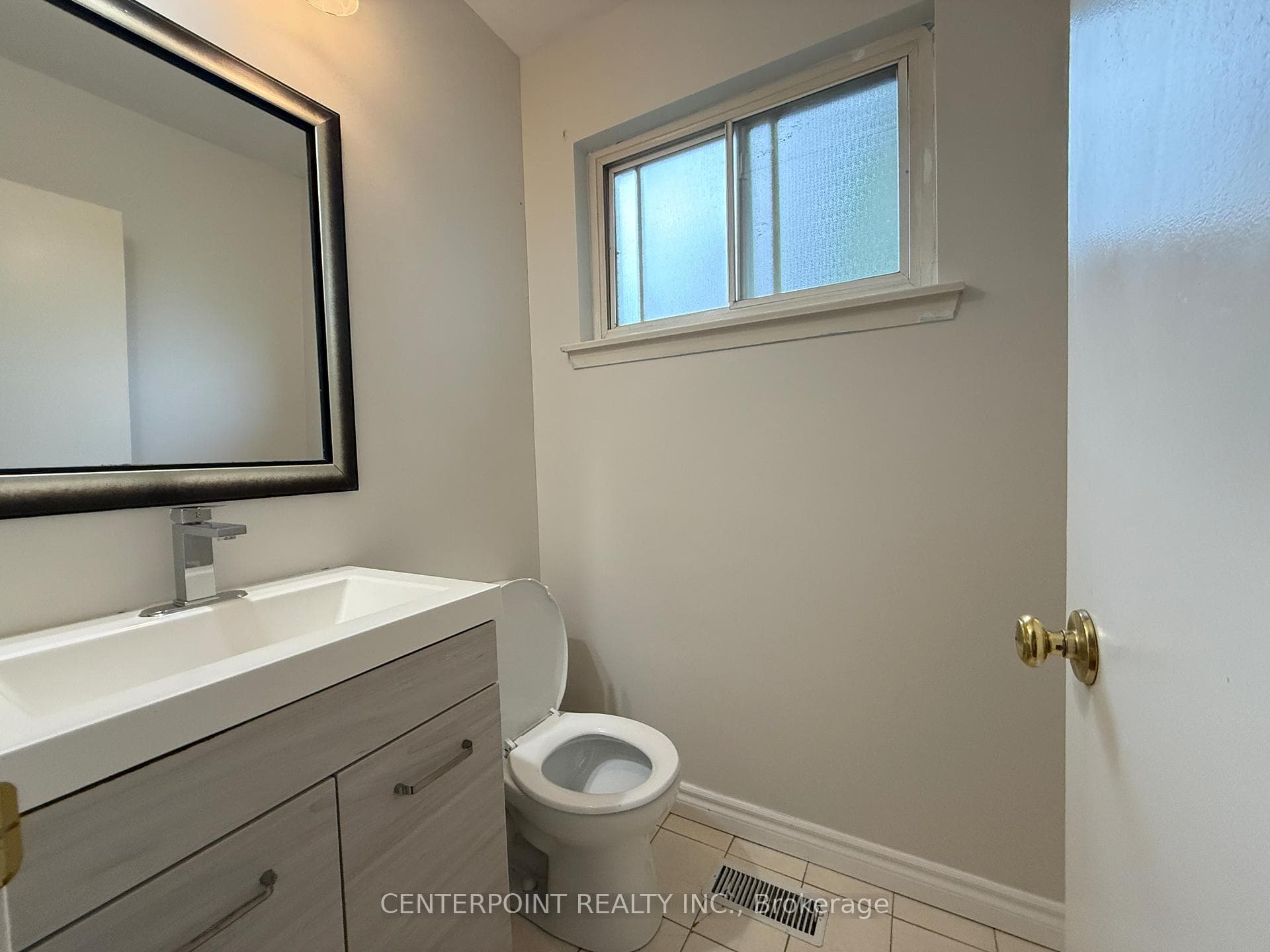 4 Bellbury Crescent photo 10