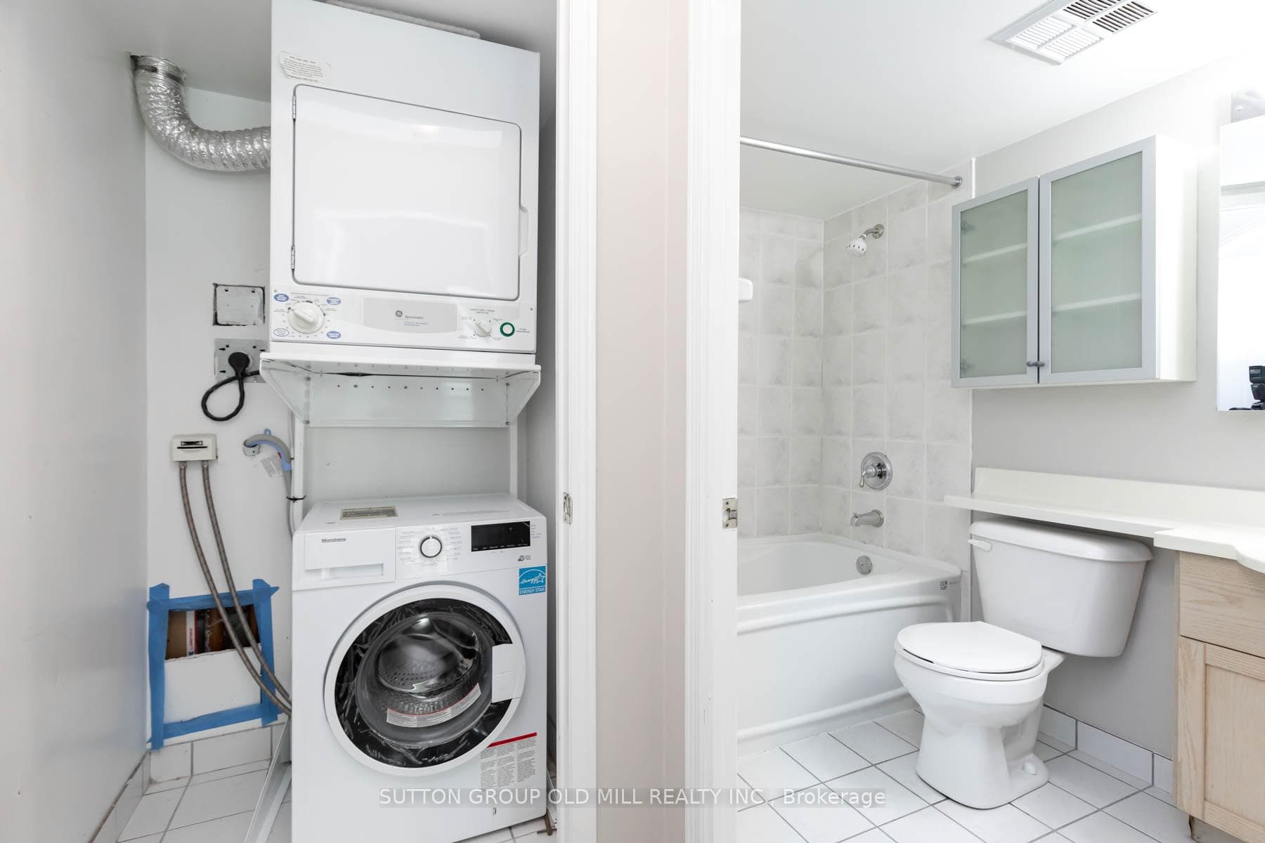 17 Michael Power Place Unit 801 photo 10