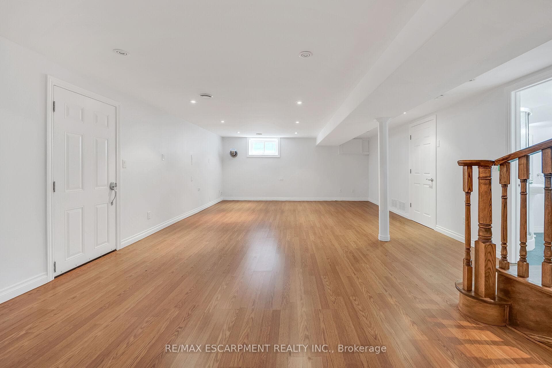 617 Eighth Road photo 18