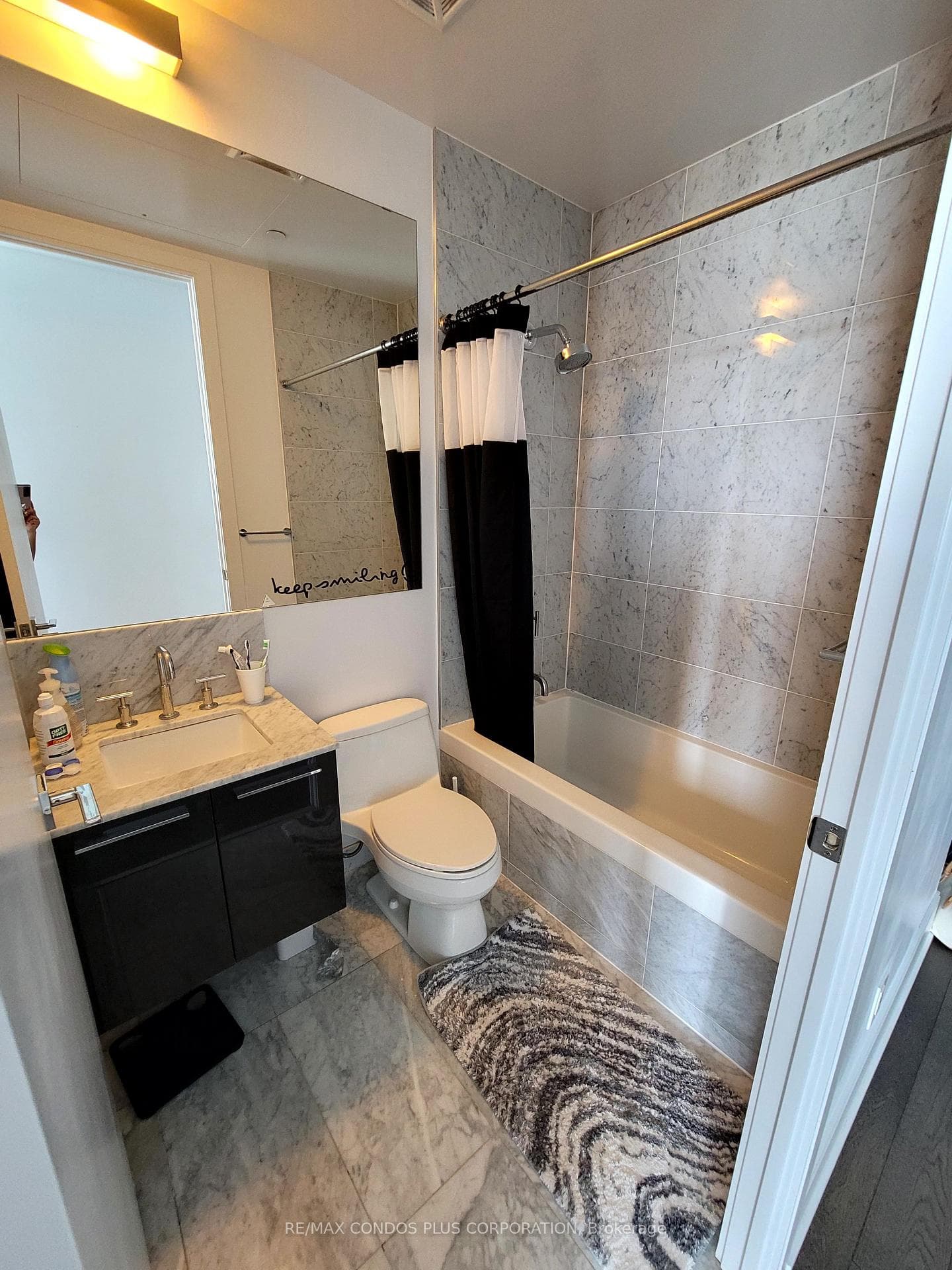 42 Charles Street Unit PH5503 photo 5