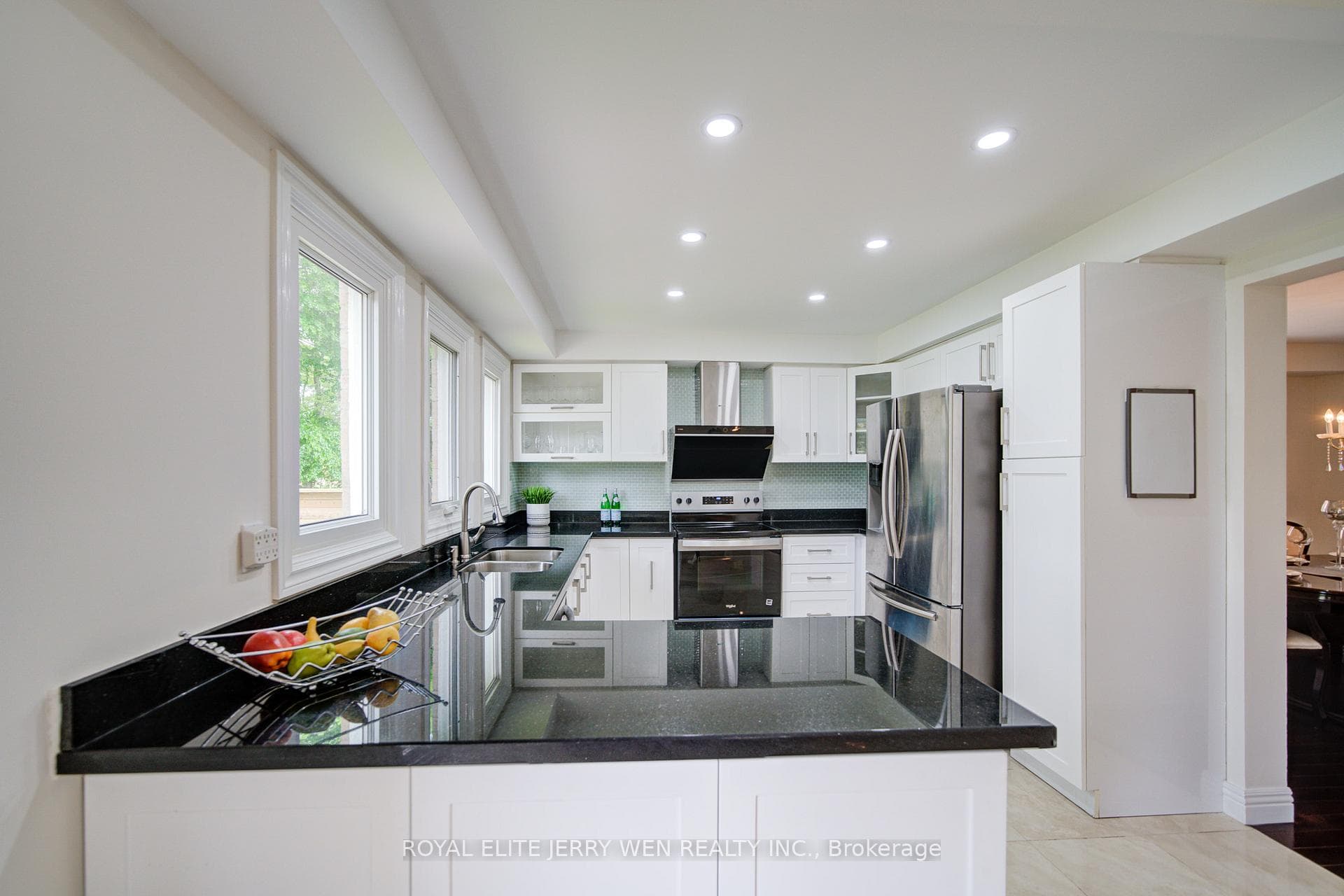 70 Bronte Road photo 9