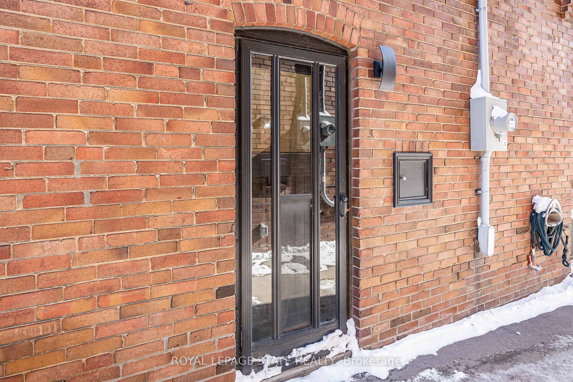 11 Albani Street photo 31