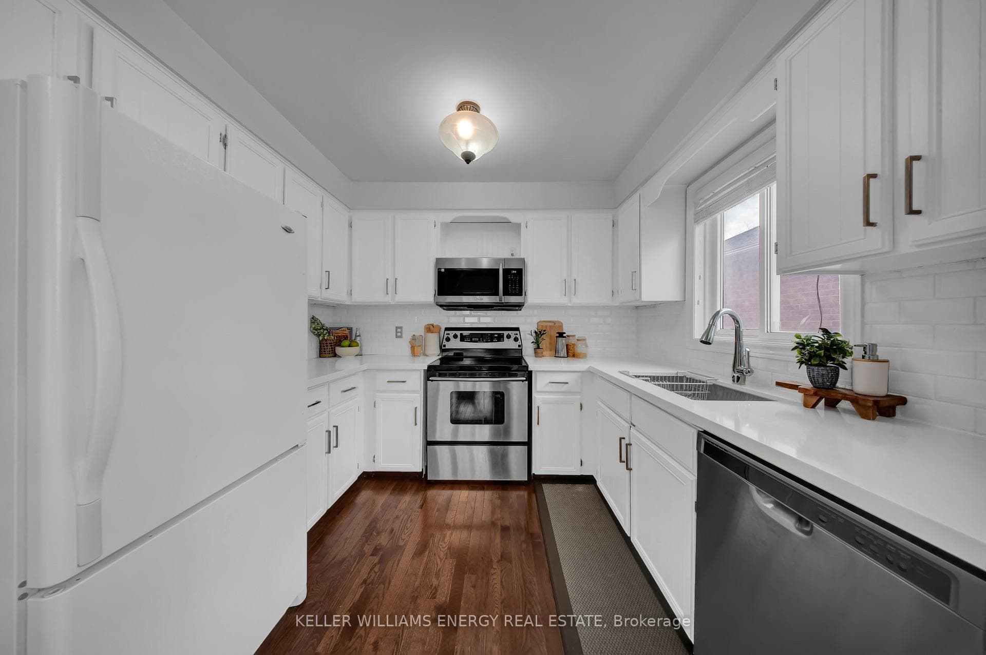 39 Longwood Court photo 24