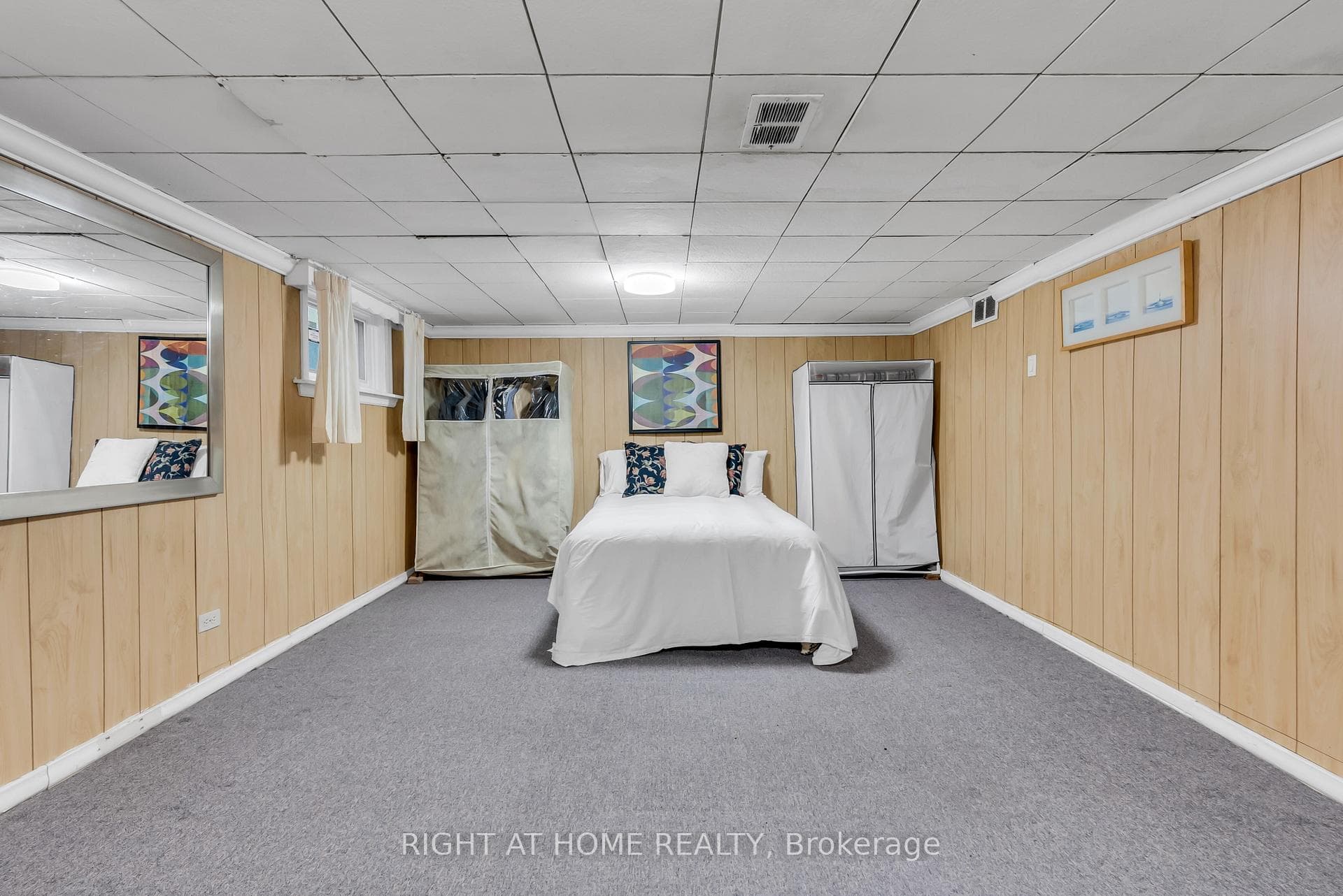 702 Pharmacy Avenue photo 36