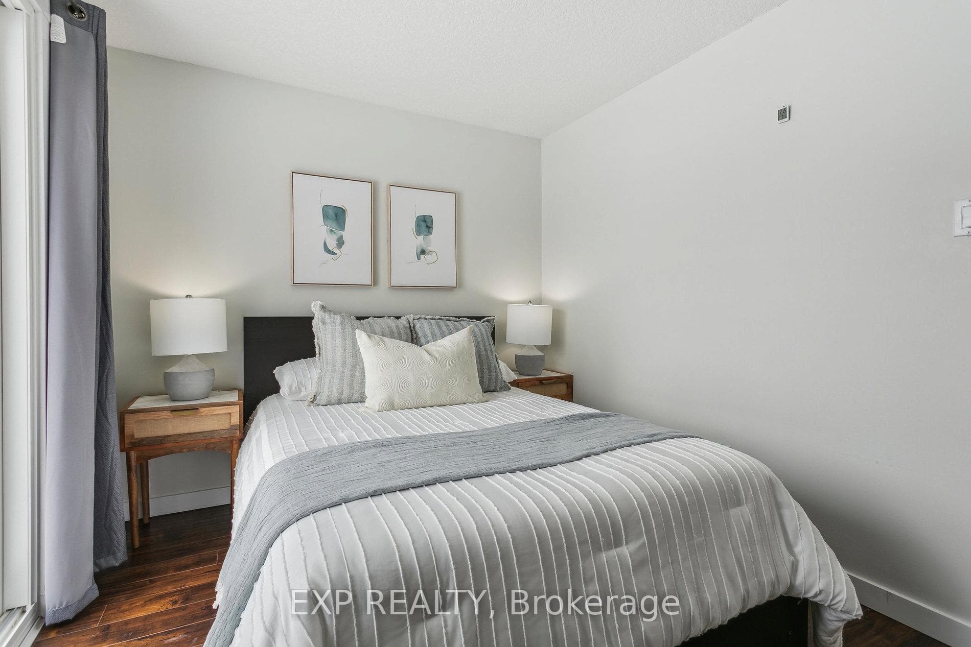 61 Rossford Crescent photo 21