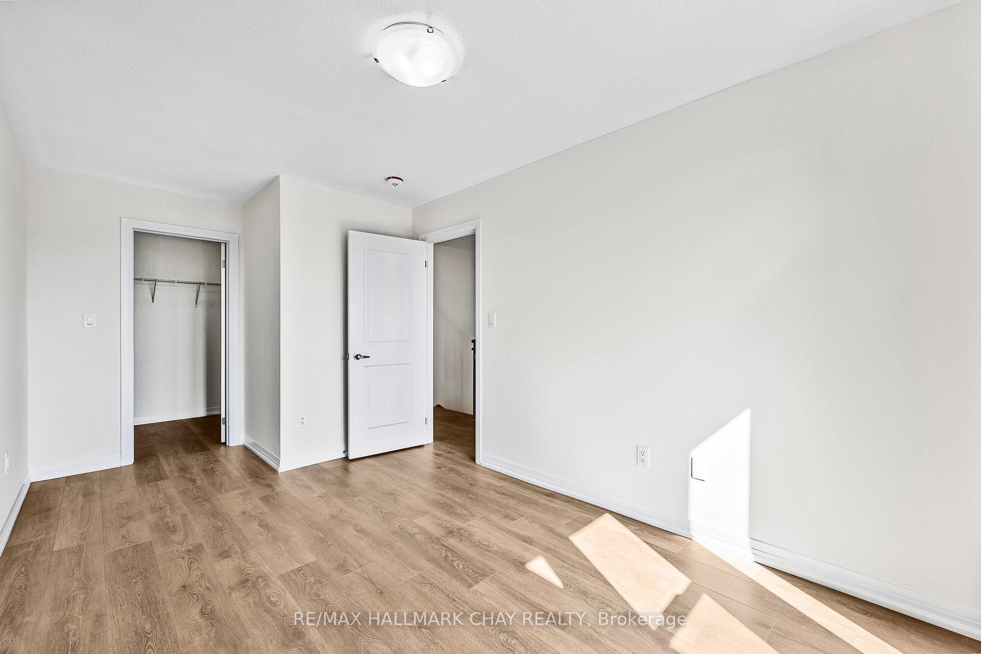 138 Turnberry Lane photo 18