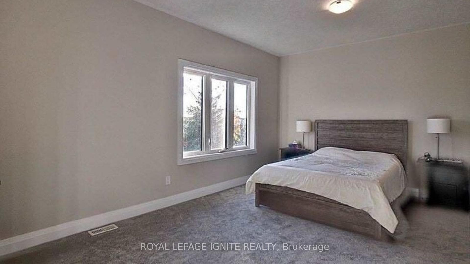 156 Ridgemount Street photo 13