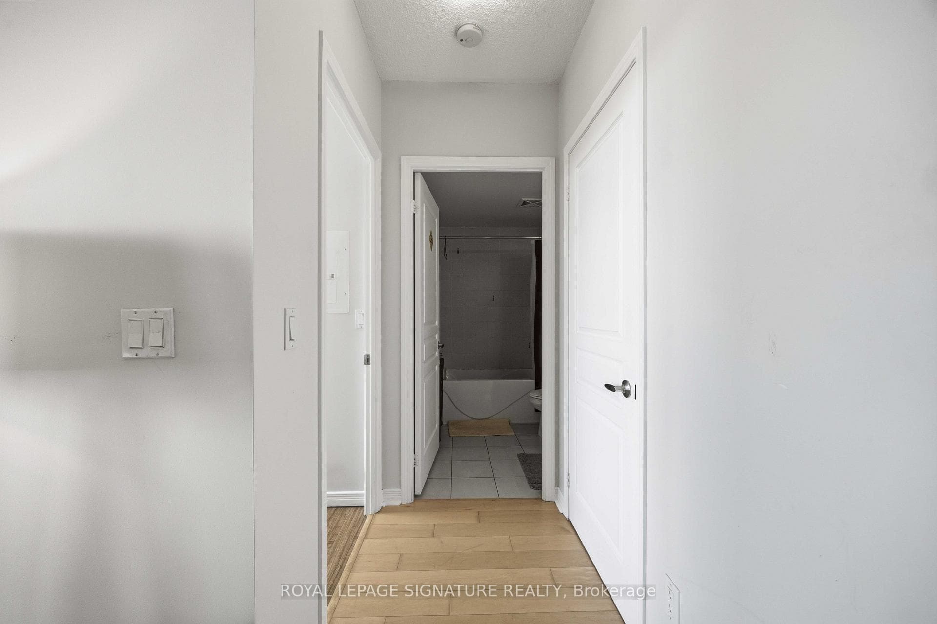 2240 Lake shore Boulevard Unit 603 photo 20