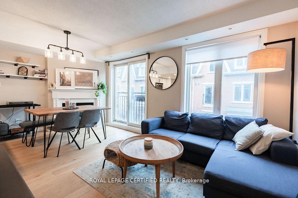 22 Laidlaw Street Unit 1222 photo 7