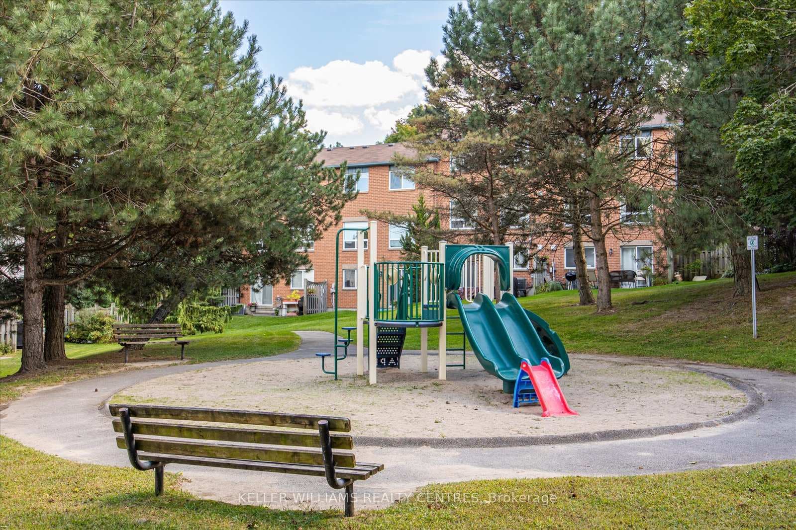576 Priddle Road photo 24
