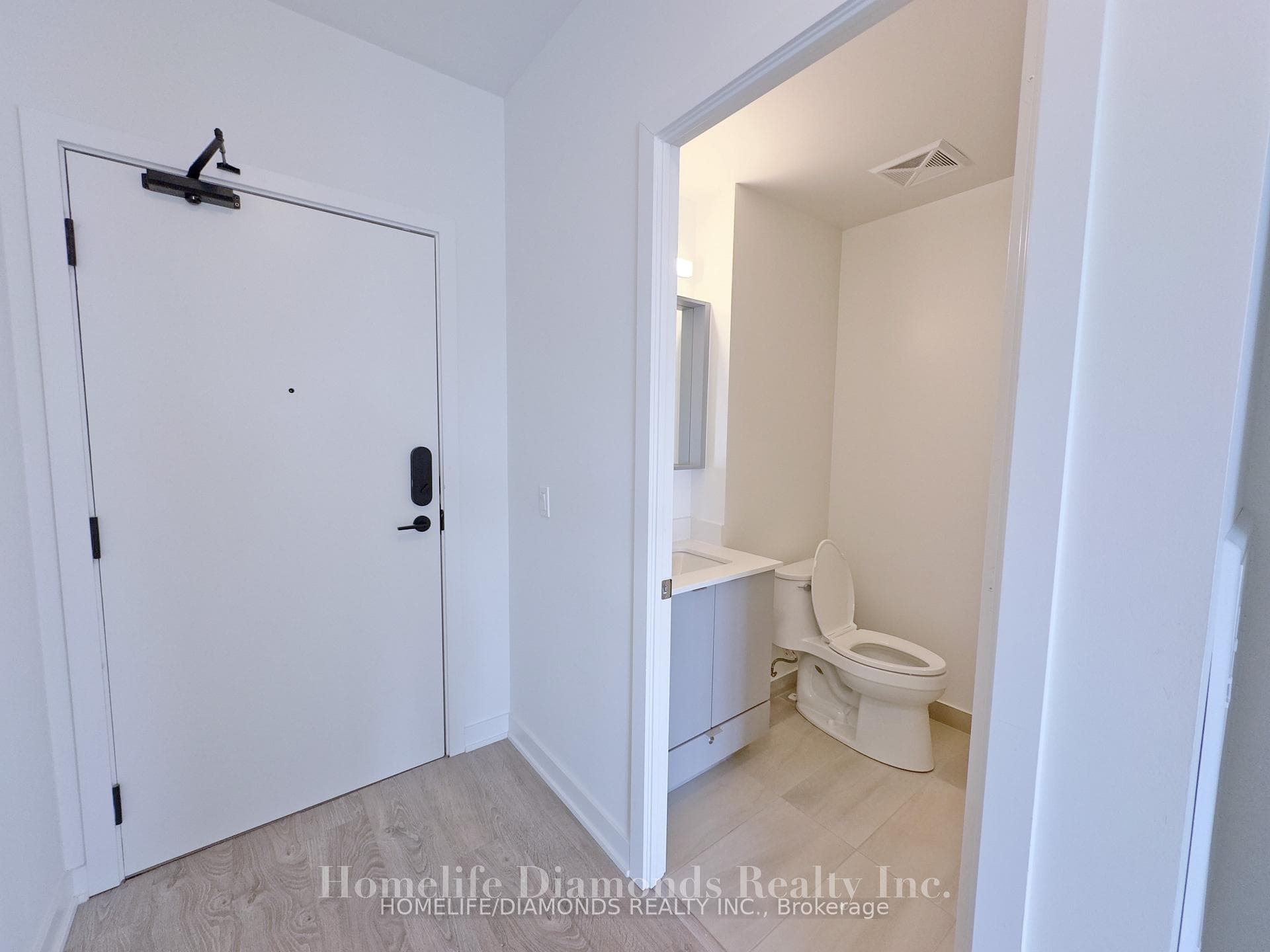 4675 METCALFE Avenue Unit 307 photo 4