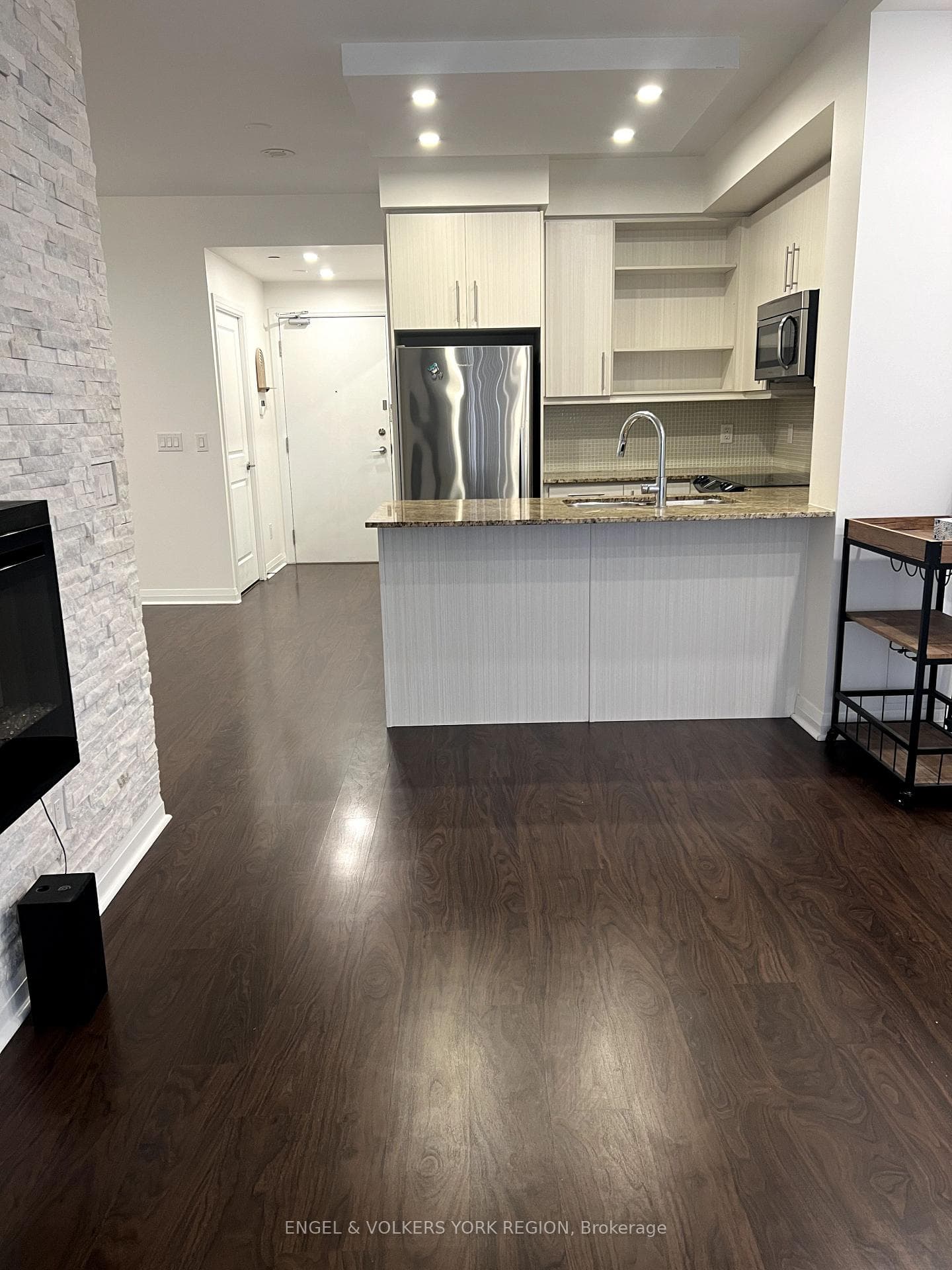 55 Oneida Crescent Unit 307 photo 16