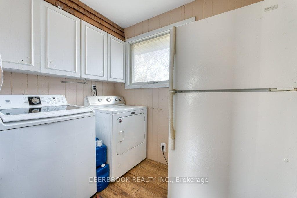 720 Cartier Drive photo 22