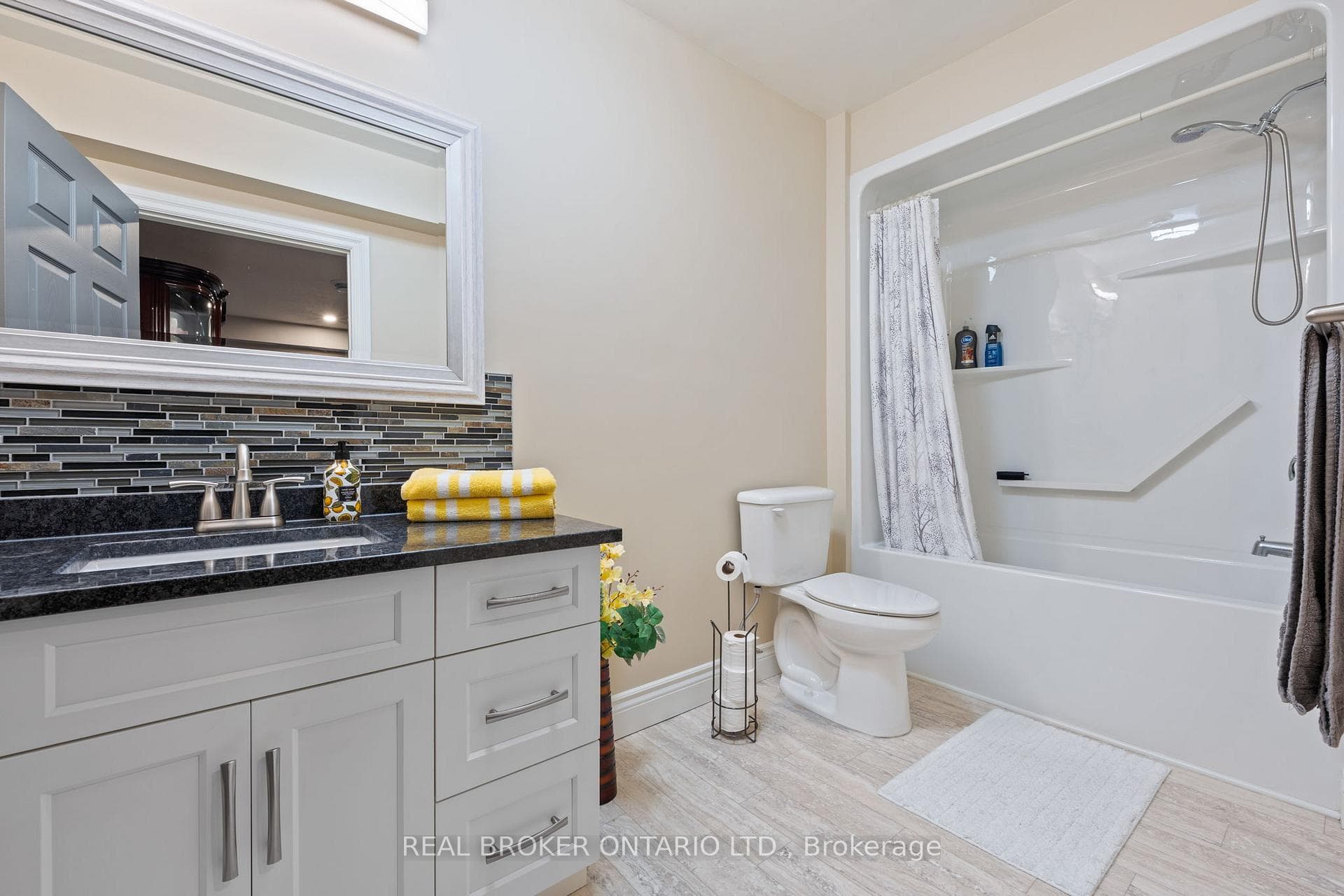 11721 Plank Road photo 26