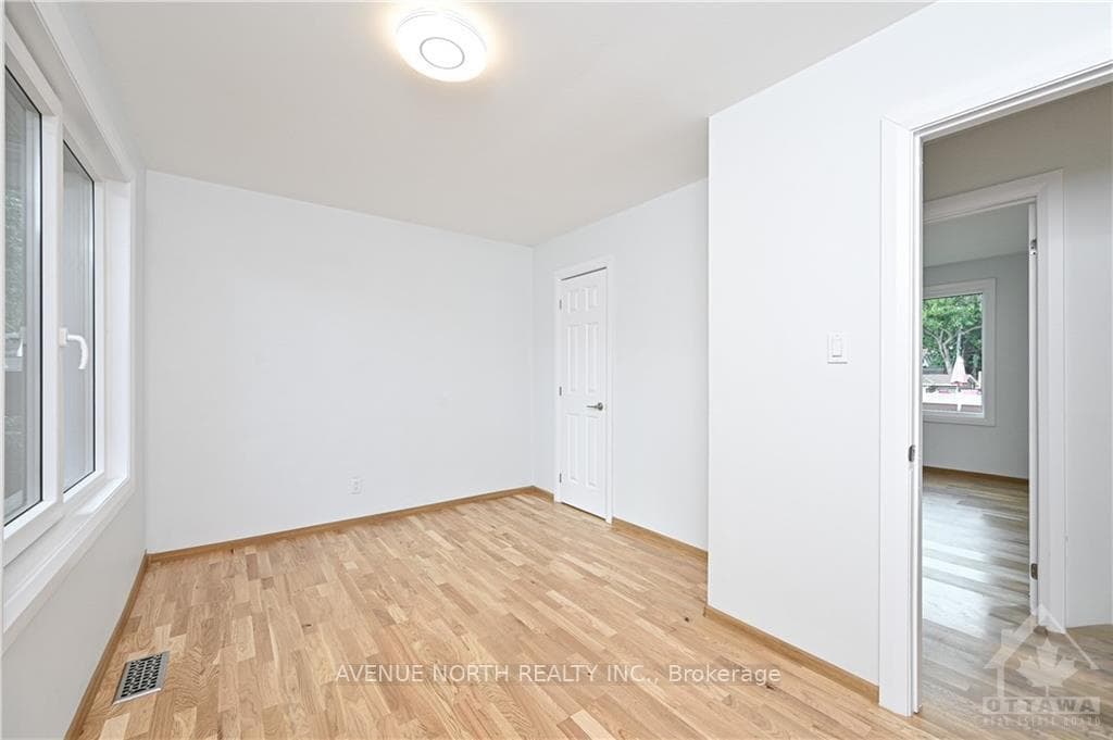 199 STE ANNE Avenue Unit 1 photo 6
