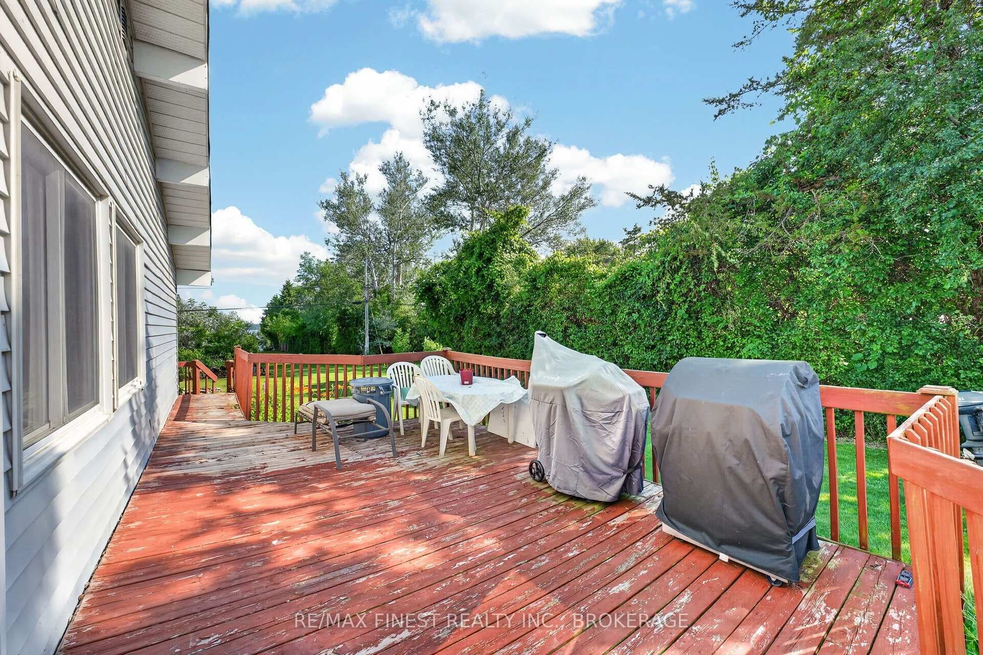 54 Bayview Drive photo 17