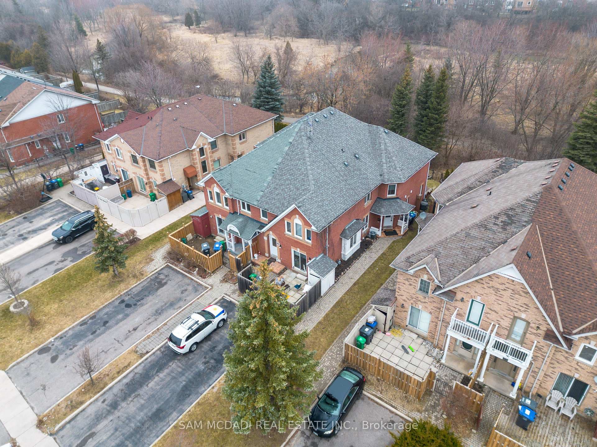 78 Pressed Brick Drive photo 2