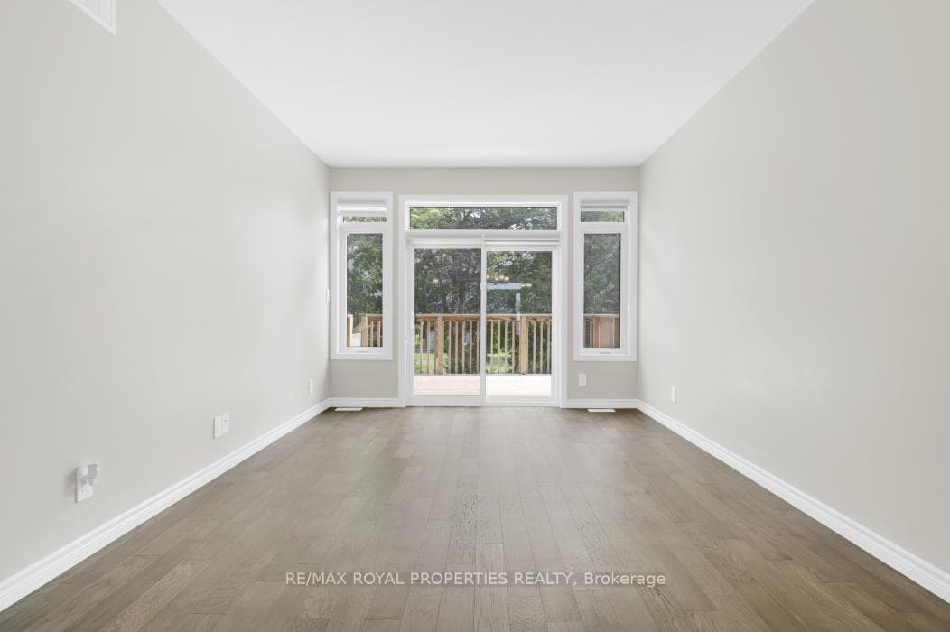 24 Athabaska Drive photo 9
