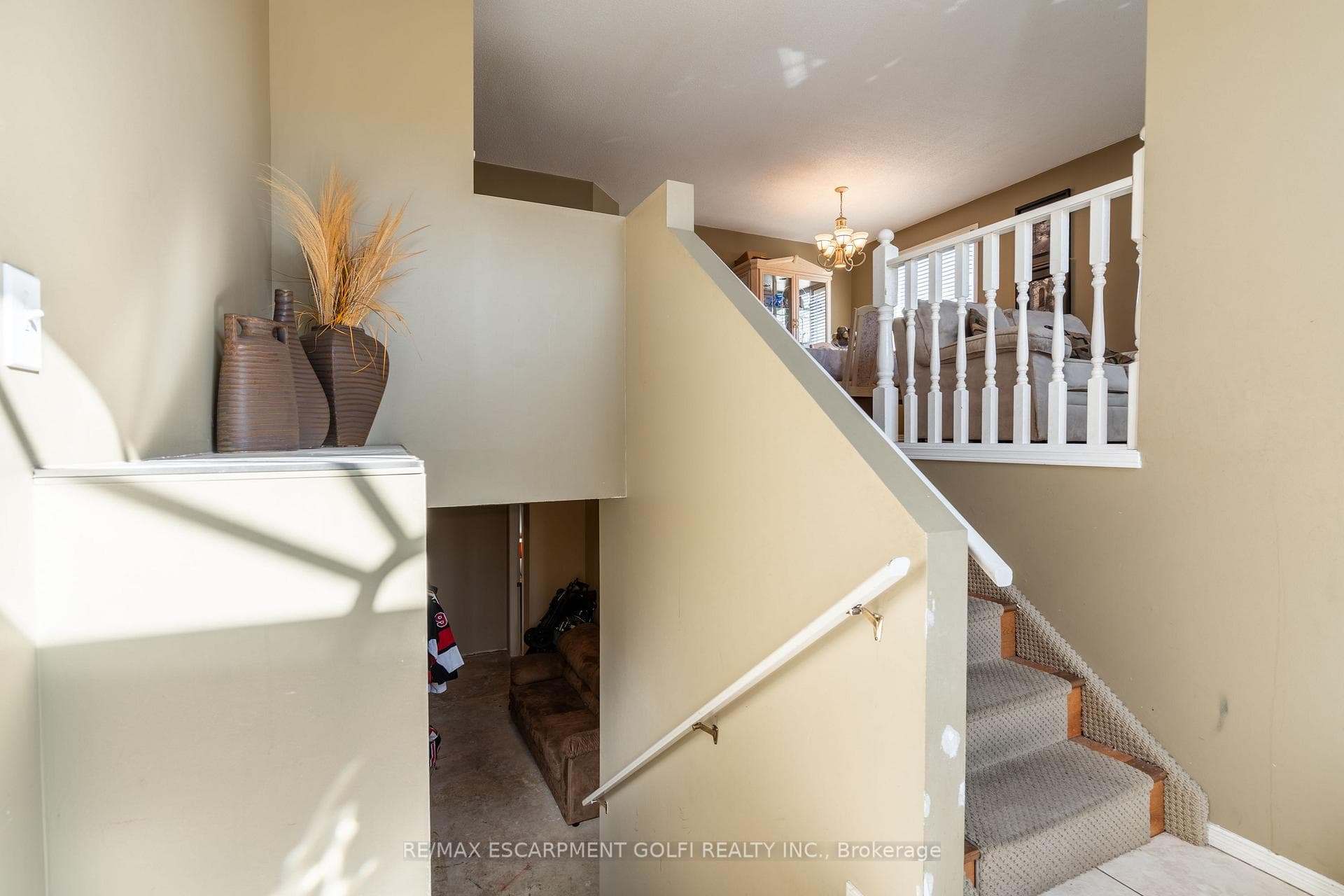 99 Kent Road photo 6